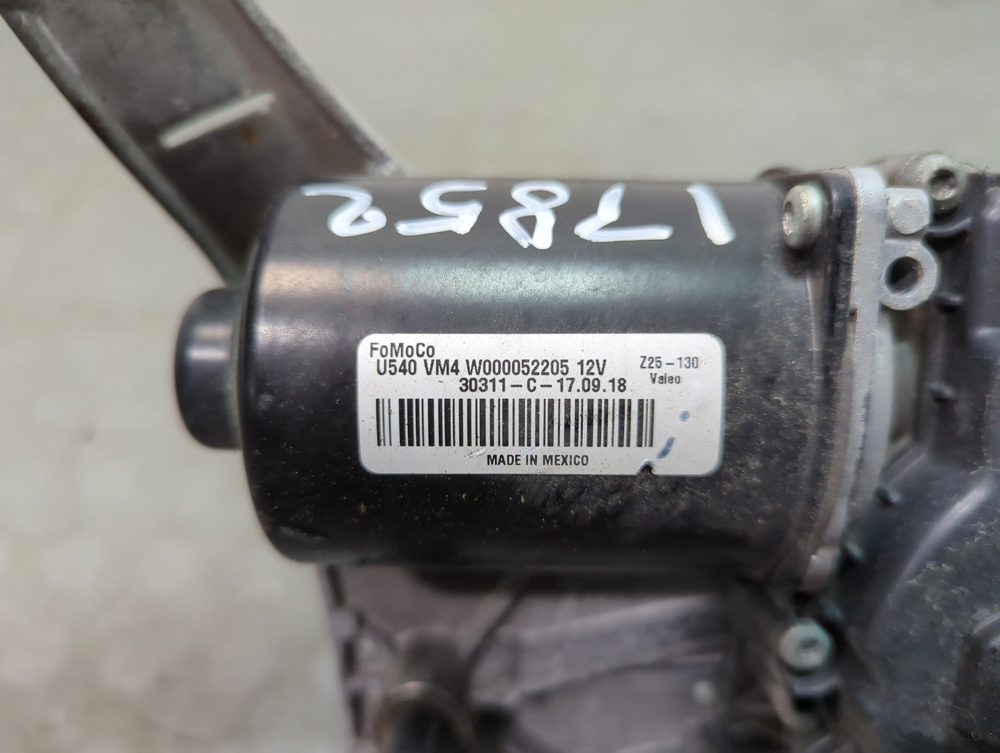 Трапеция стеклоочистителей