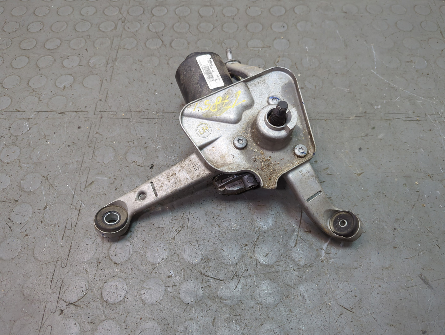 Трапеция стеклоочистителей