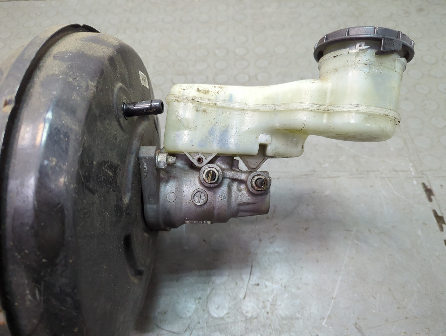 Усилитель тормозов вакуумный