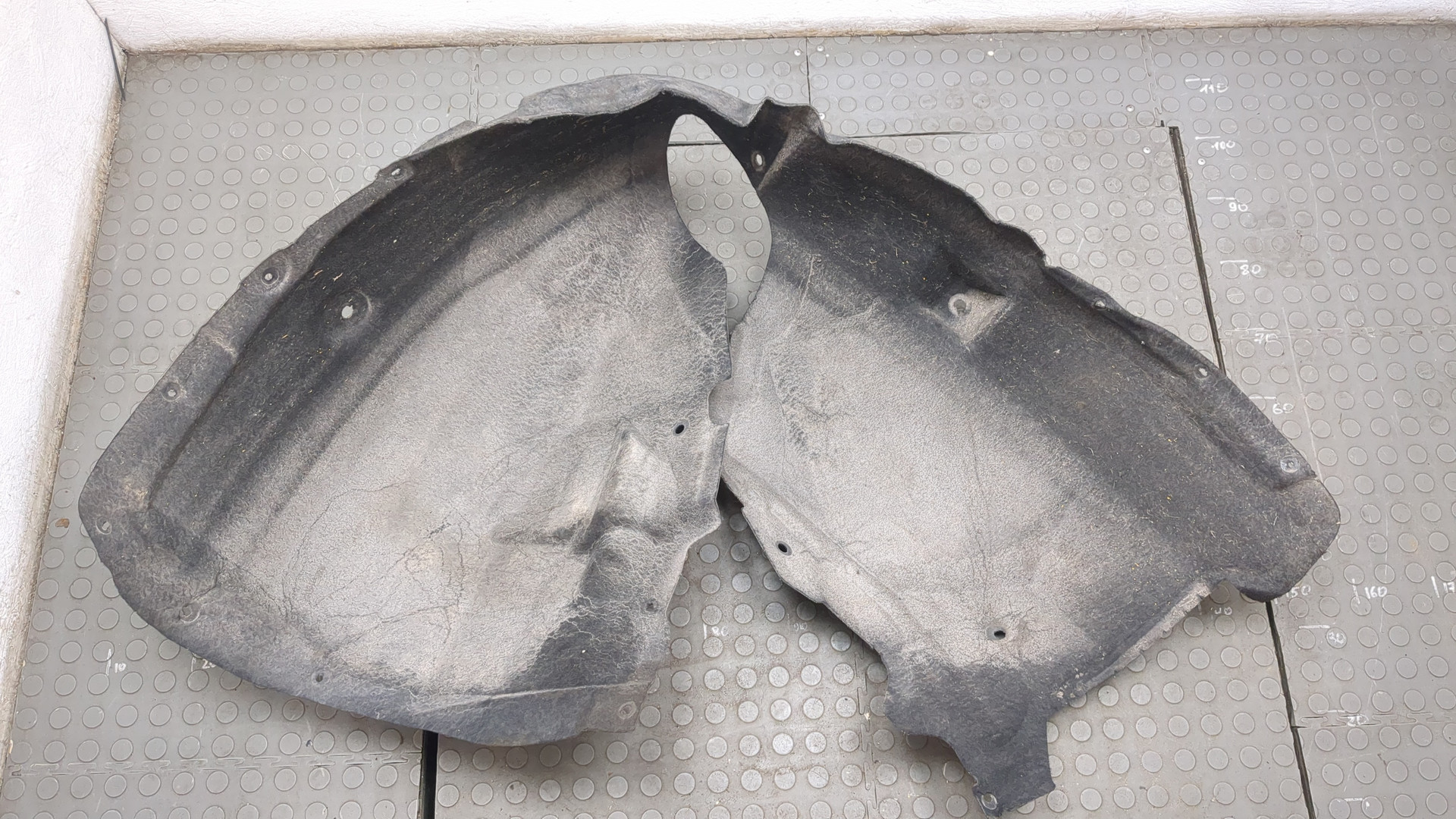 Локер передний левый