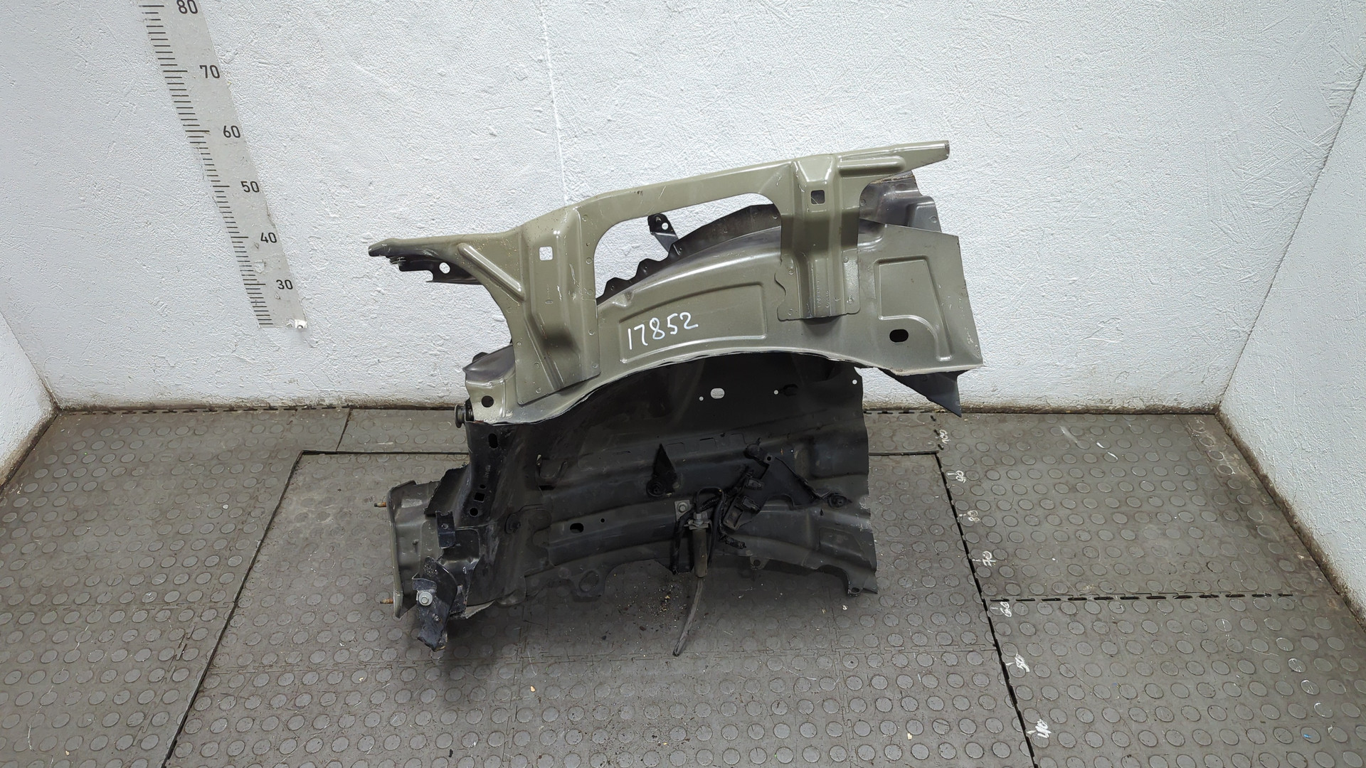 Лонжерон передний левый