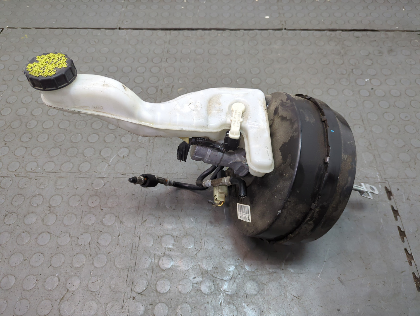 Усилитель тормозов вакуумный