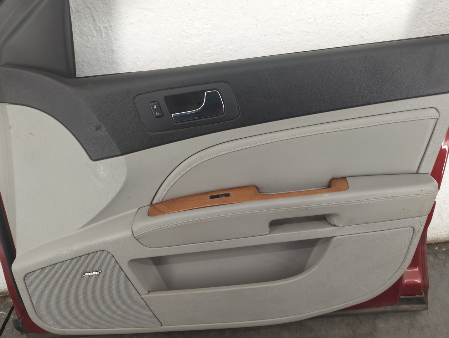 Дверь передняя правая