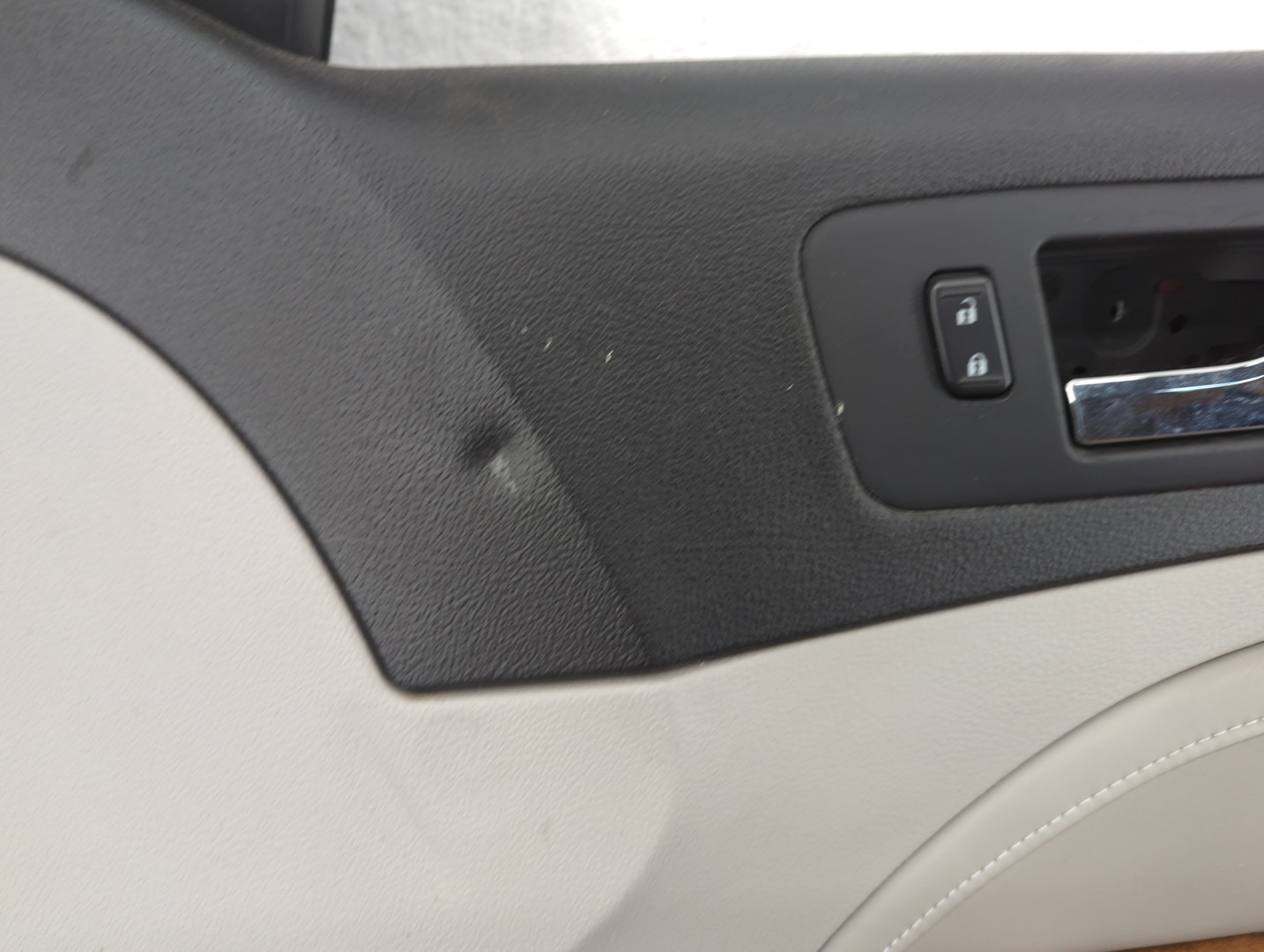 Дверь передняя правая