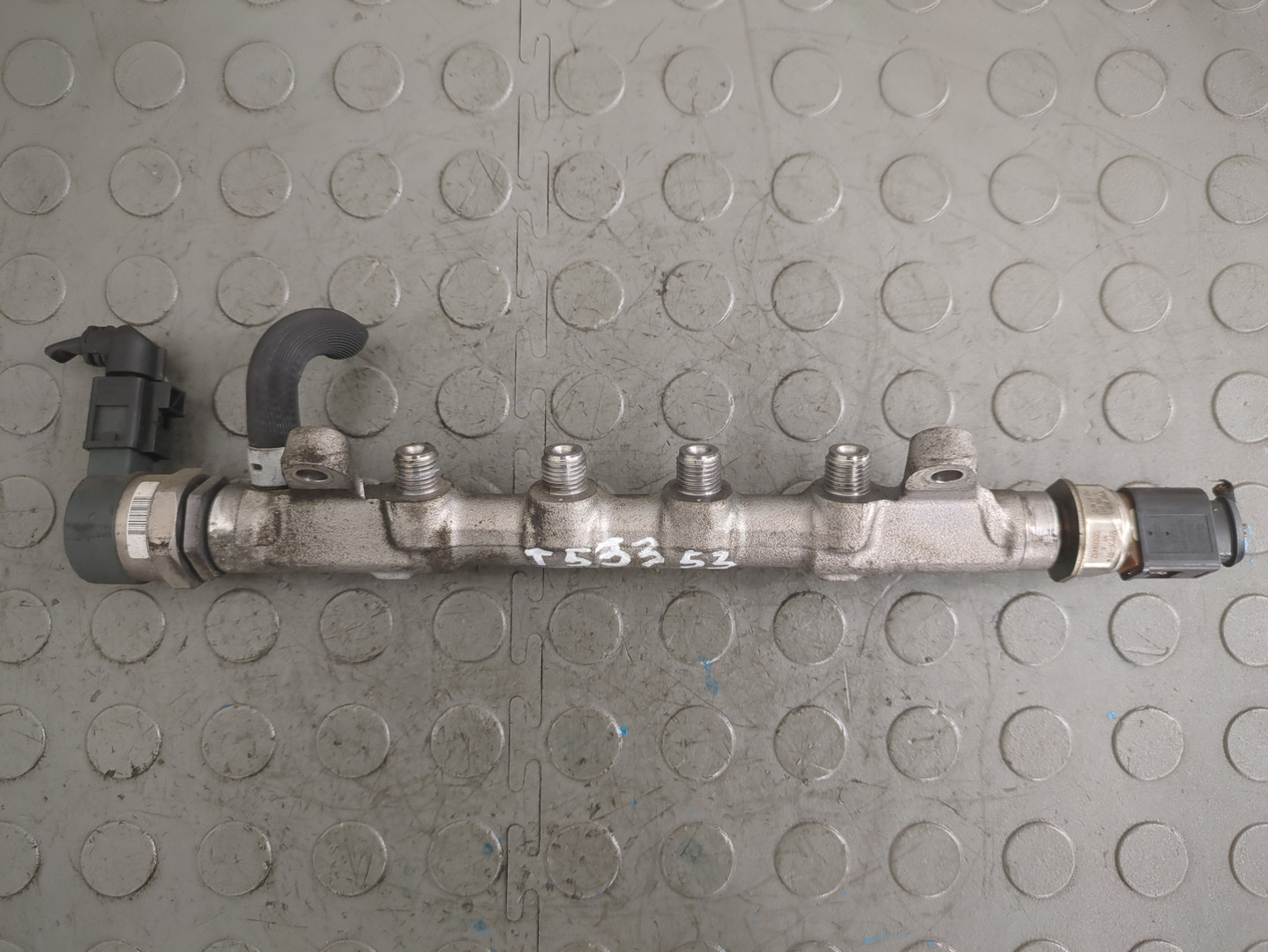 Рейка топливная (рампа)