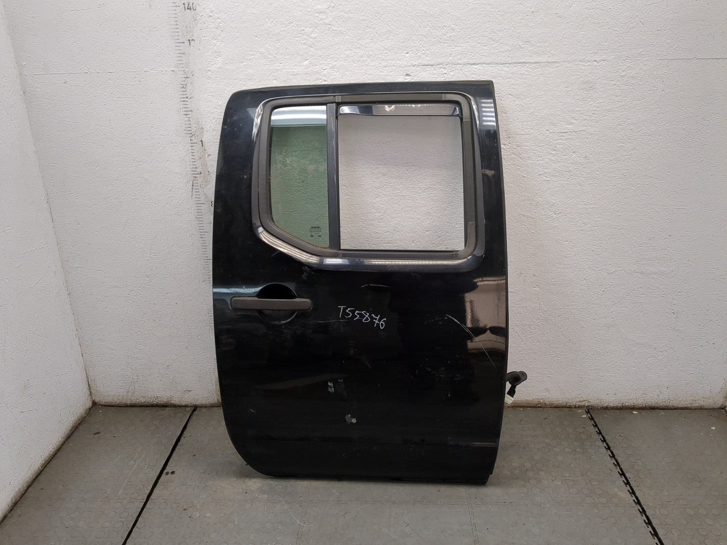 Дверь задняя правая