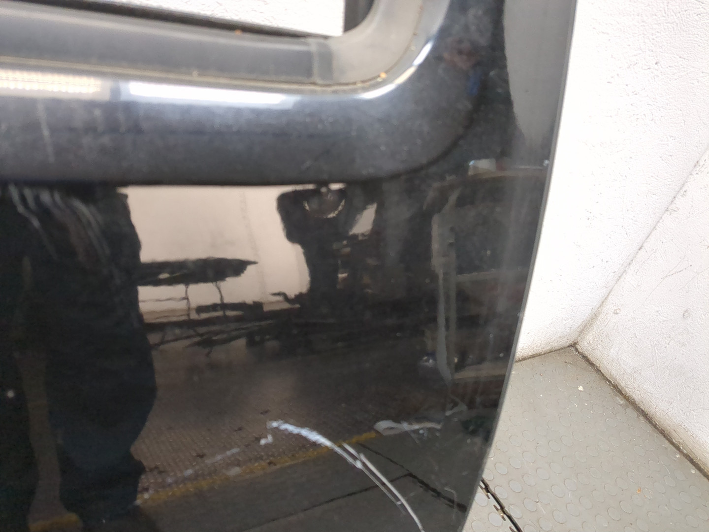 Дверь задняя правая