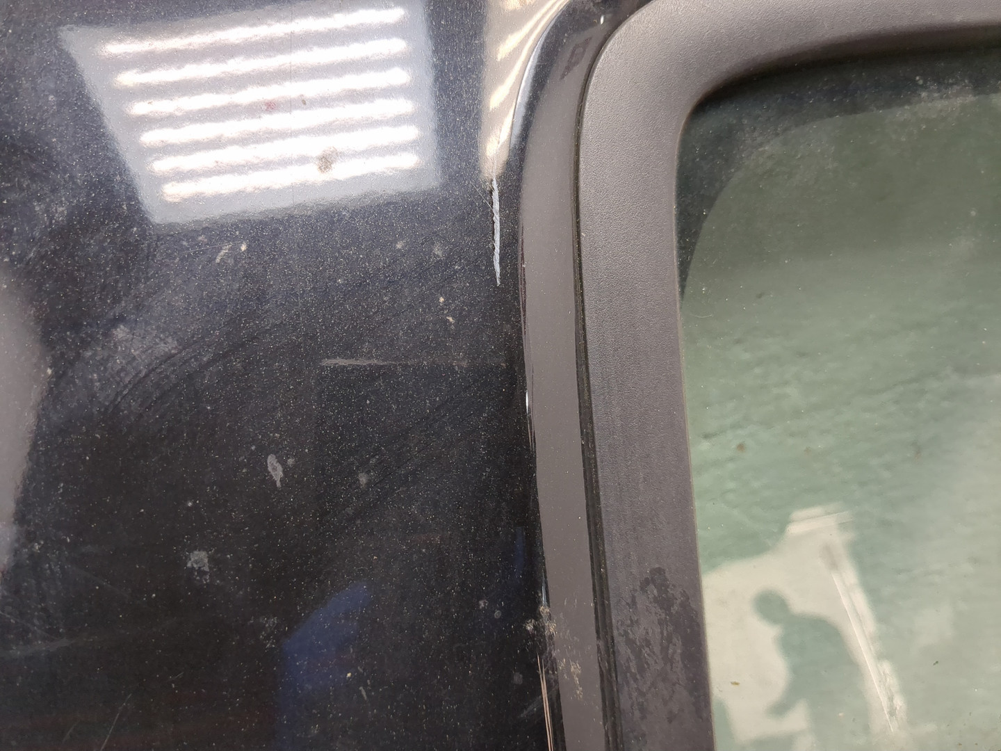 Дверь задняя правая