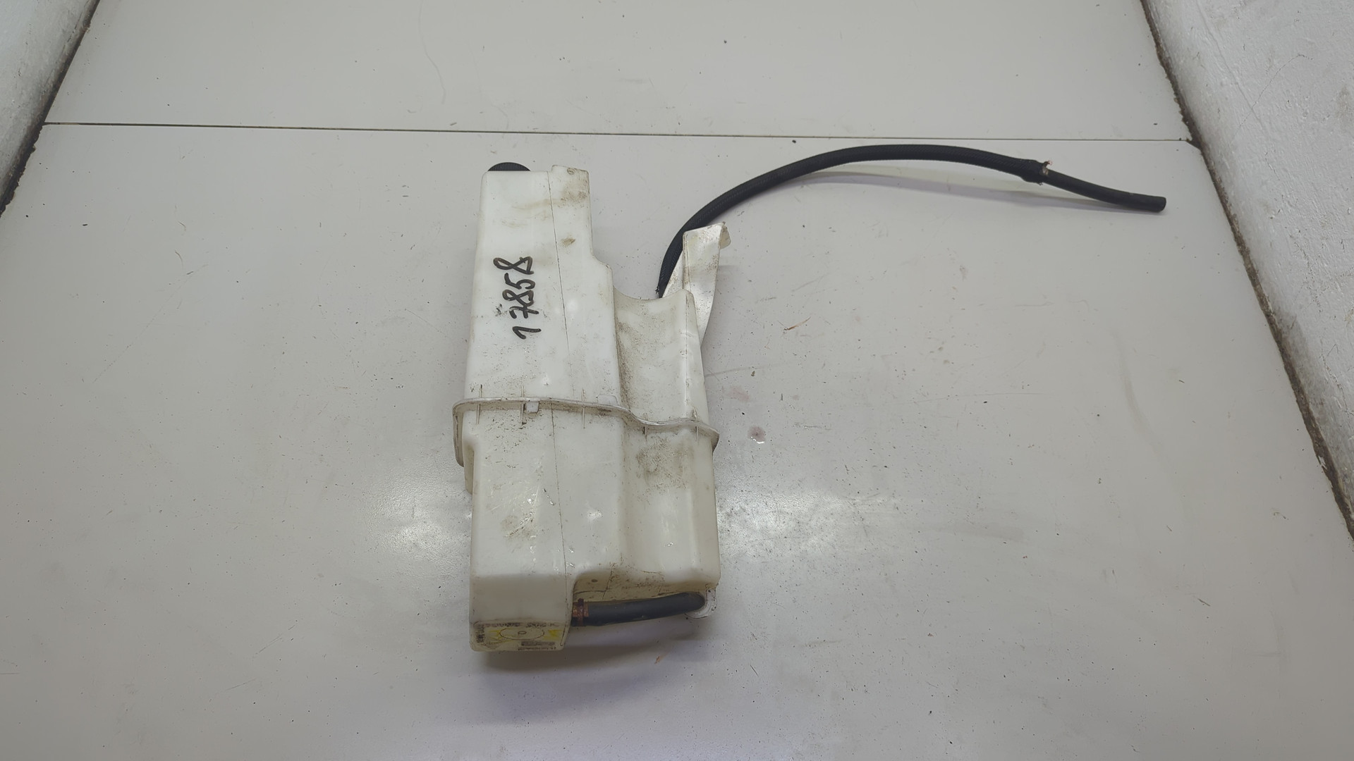 Бачок расширительный