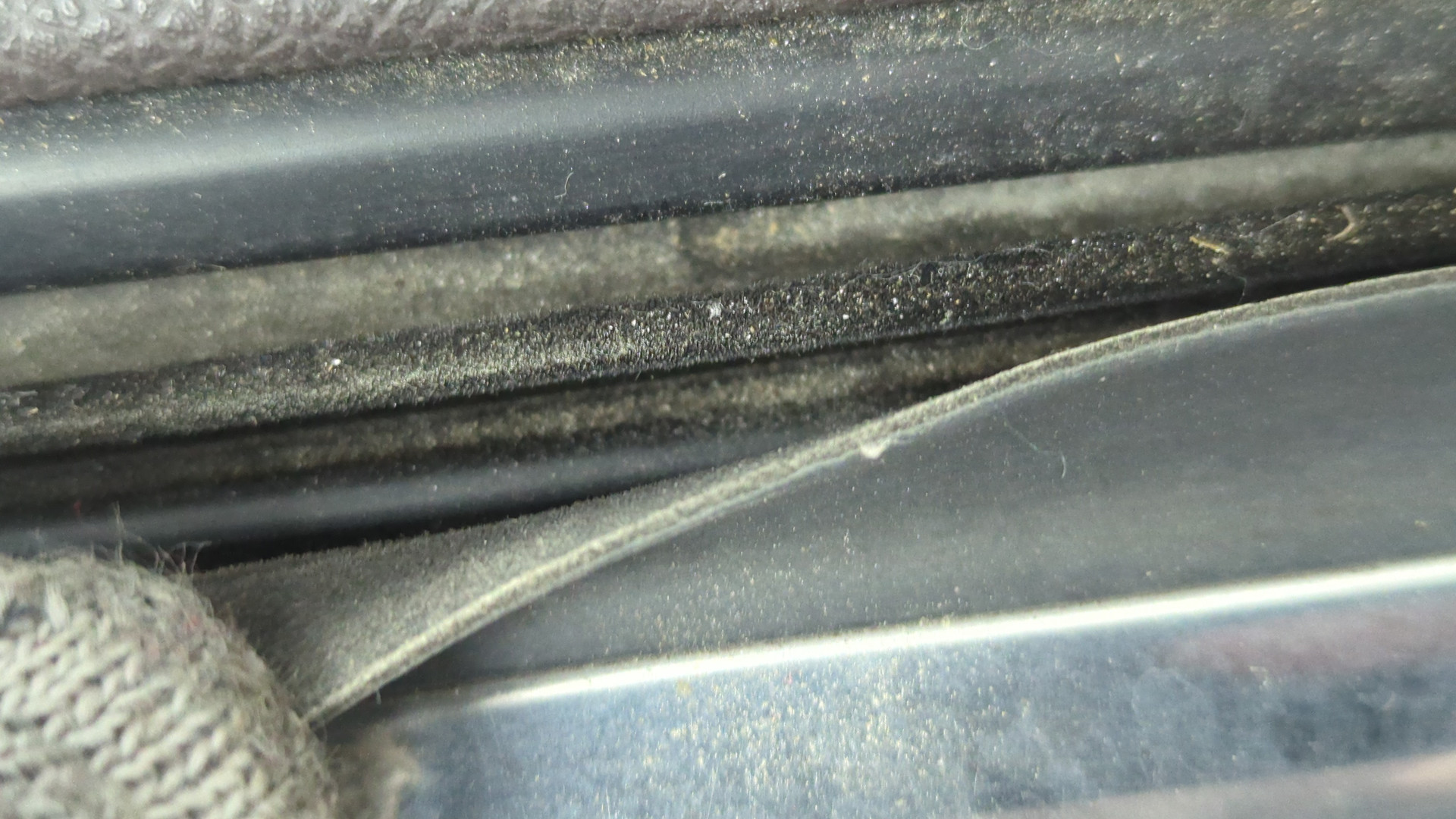 Дверь задняя правая