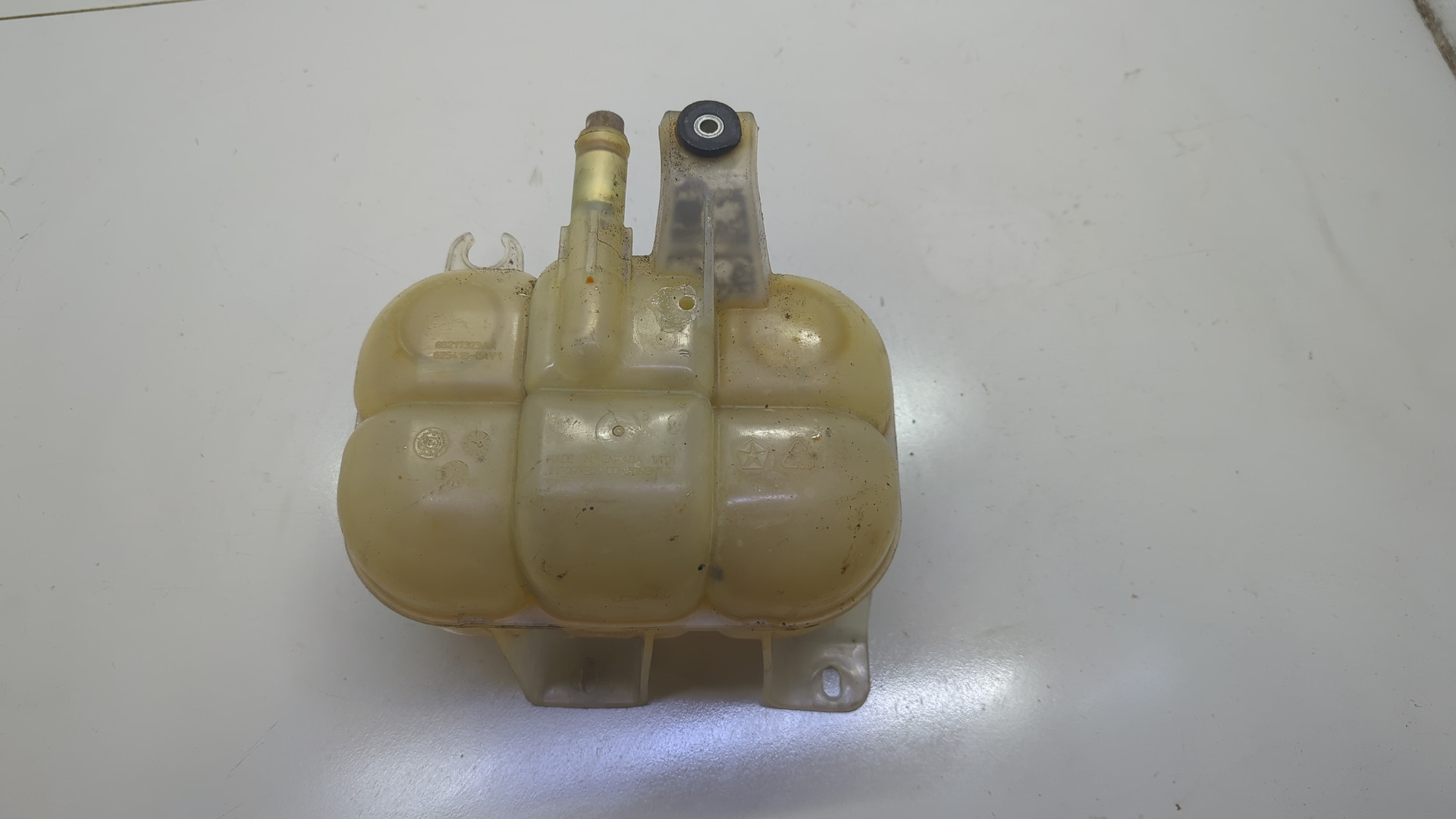 Бачок расширительный