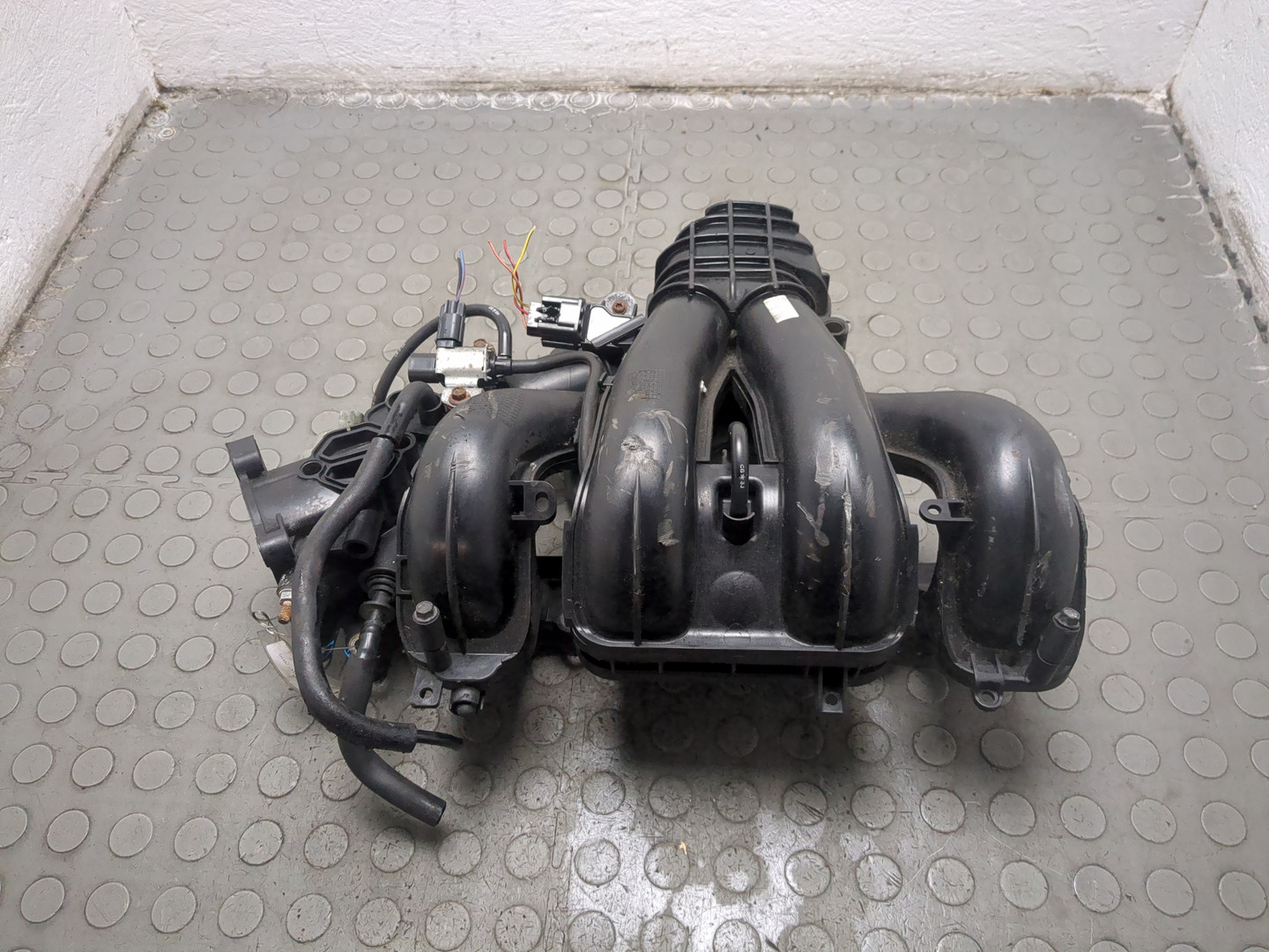 Коллектор впускной