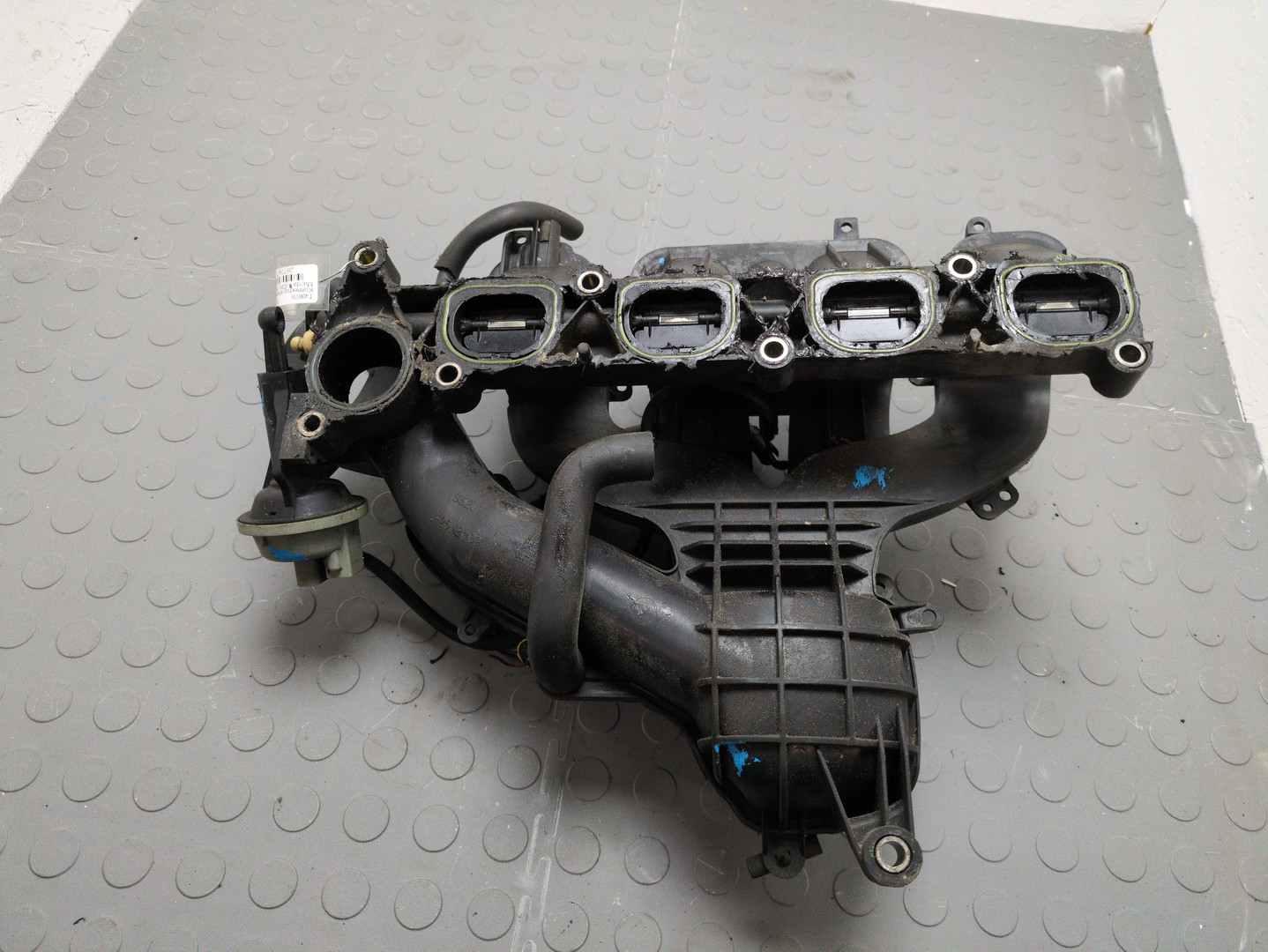 Коллектор впускной