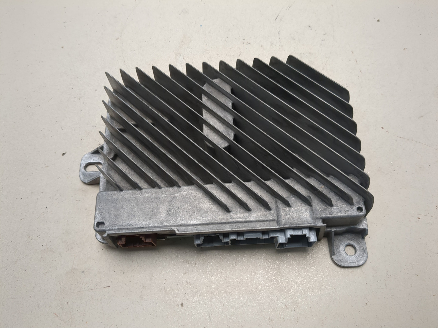 Усилитель акустической системы