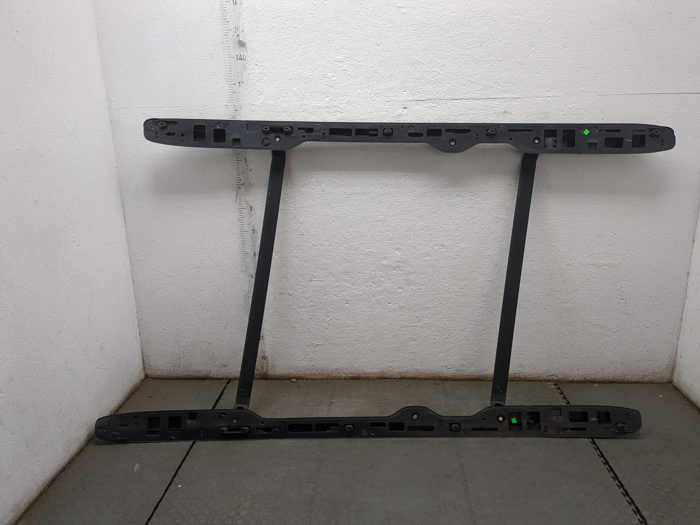 Рейлинги (релинг) к-кт (планки на крышу)