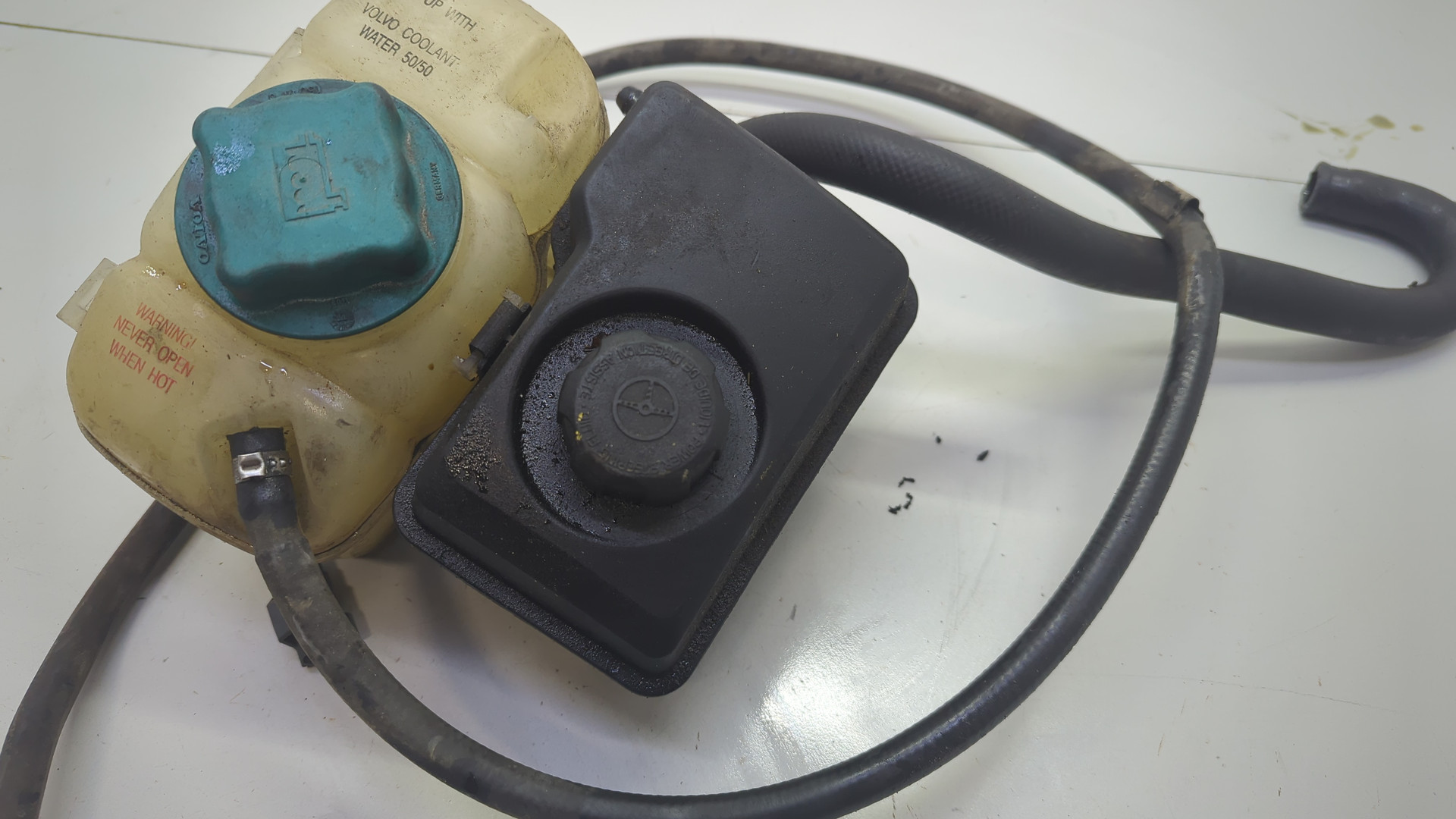 Бачок расширительный