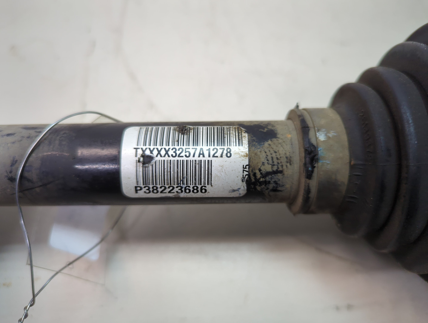 Полуось передняя правая