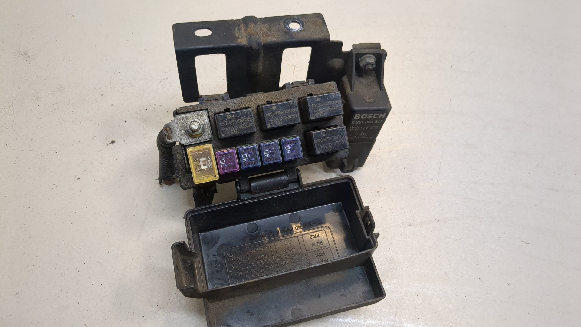 Блок предохранителей