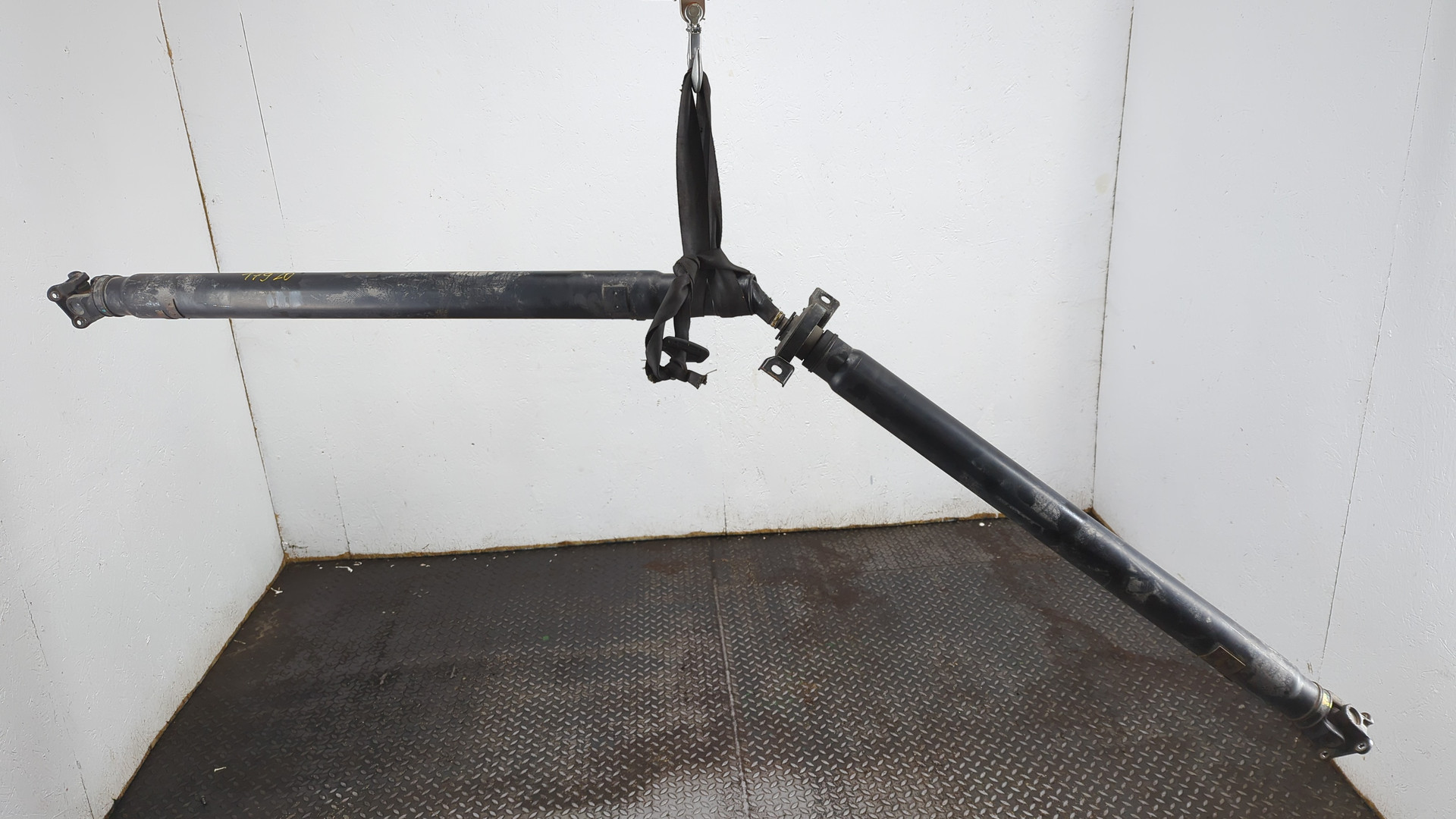 Вал карданный задний