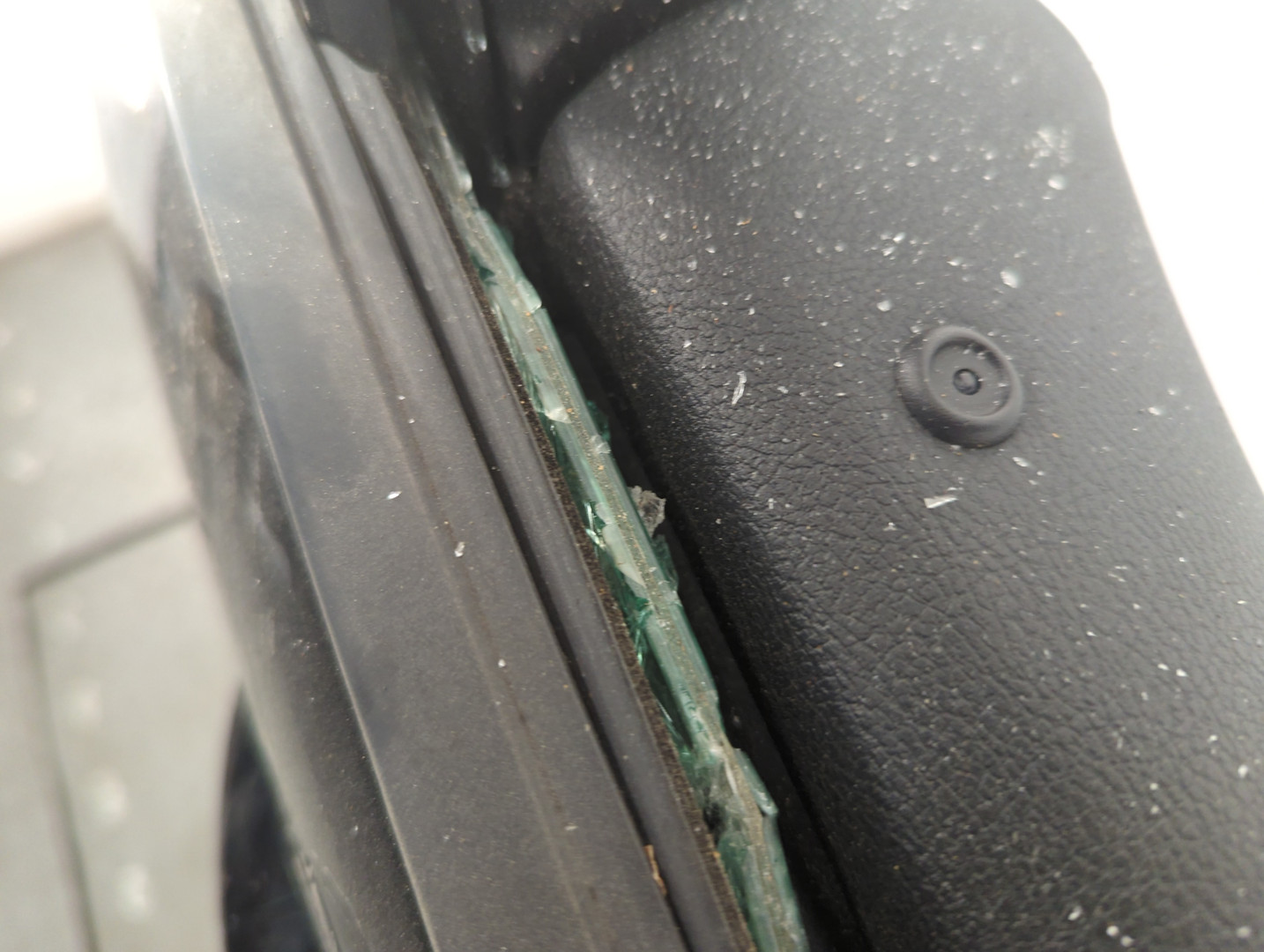 Дверь передняя правая