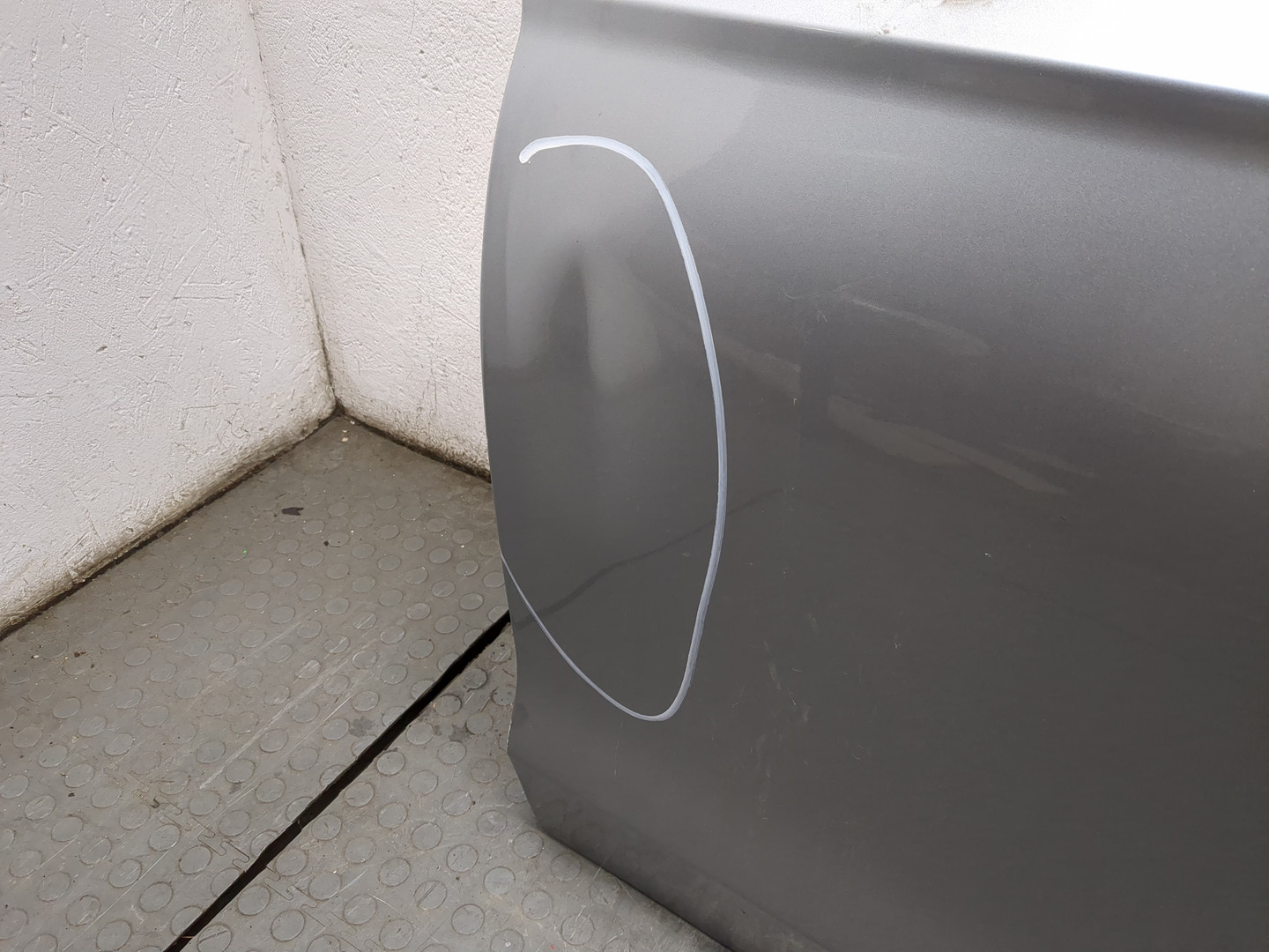 Дверь передняя левая