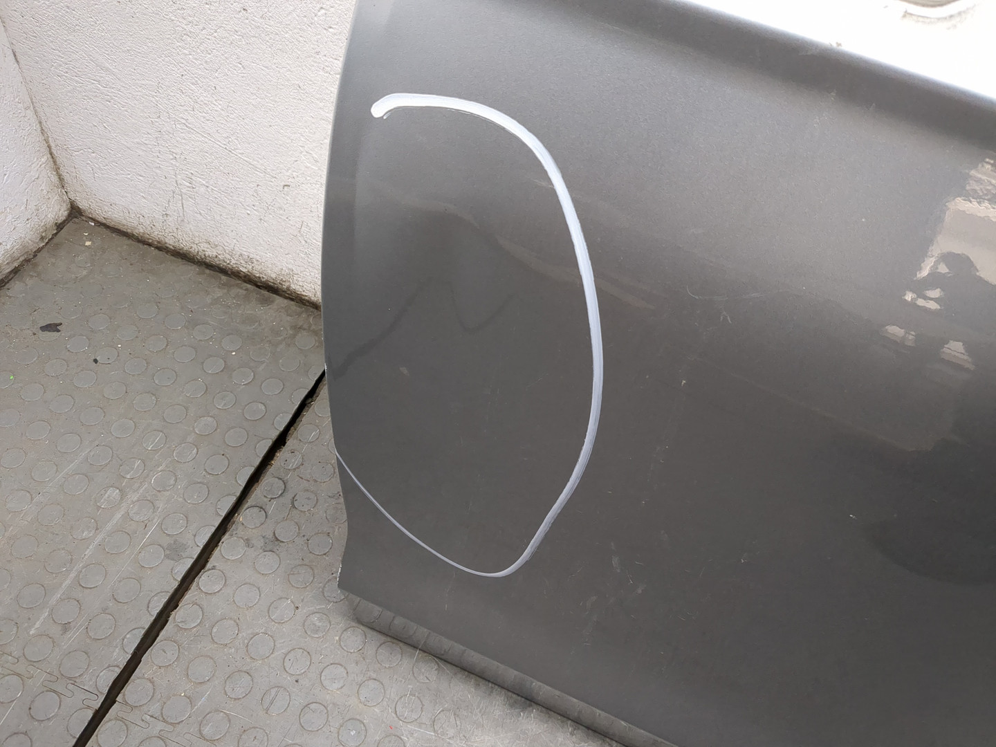 Дверь передняя левая