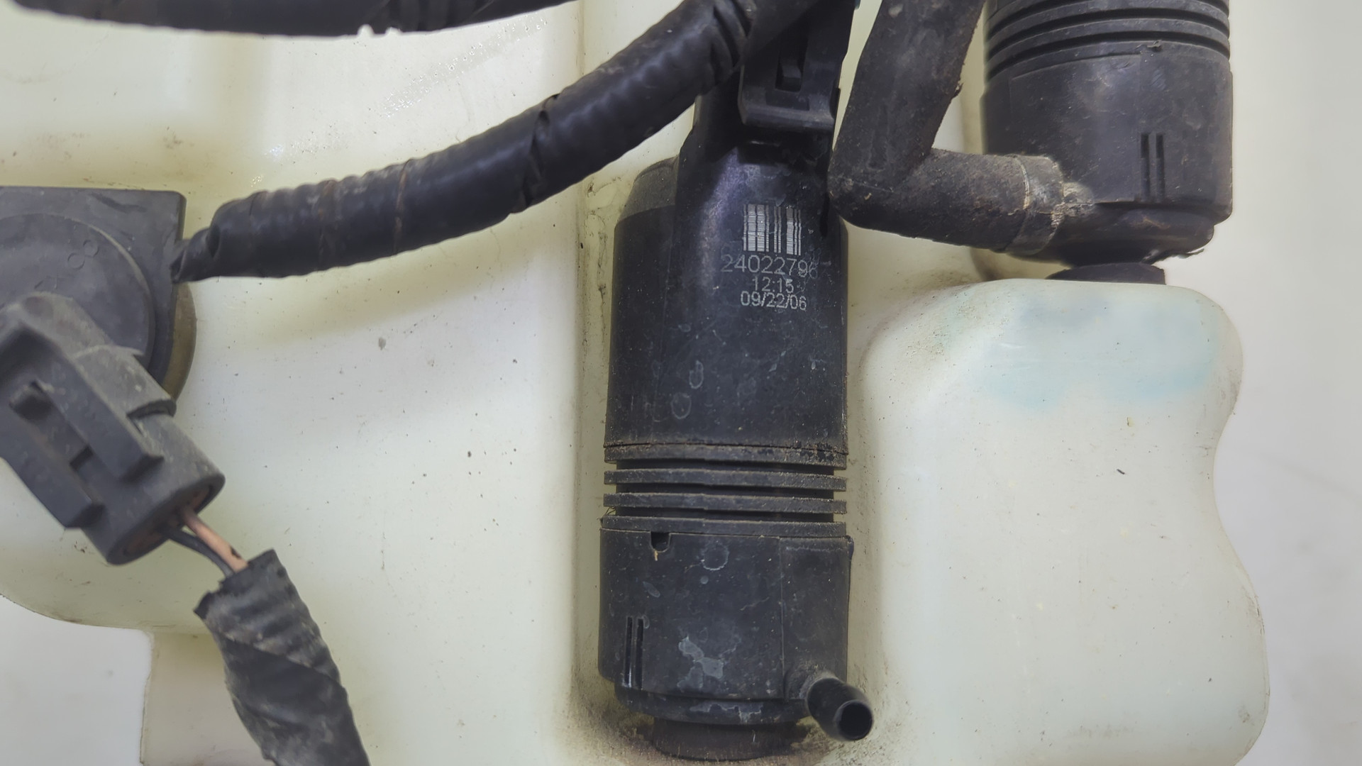 Бачок омывателя лобового стекла