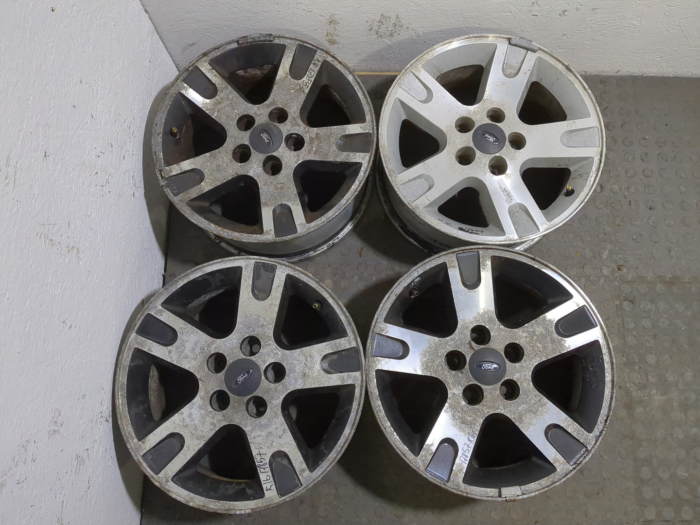 Диски колесные литые легкий сплав 4 шт