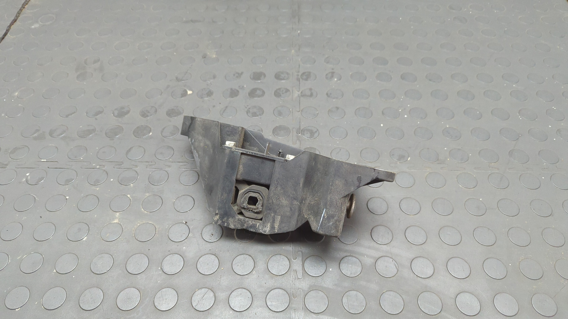 Кронштейн радиатора