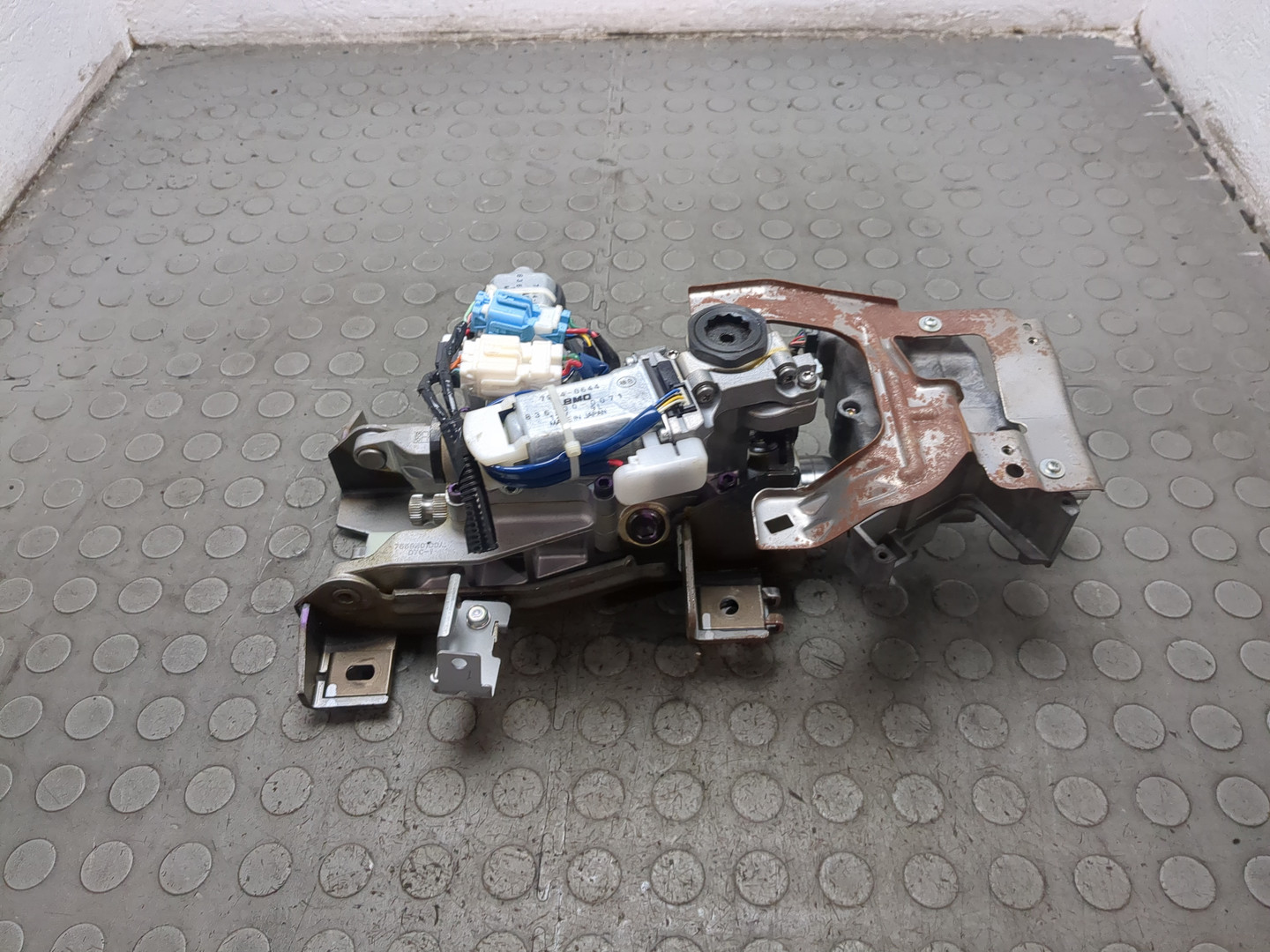 Колонка рулевая