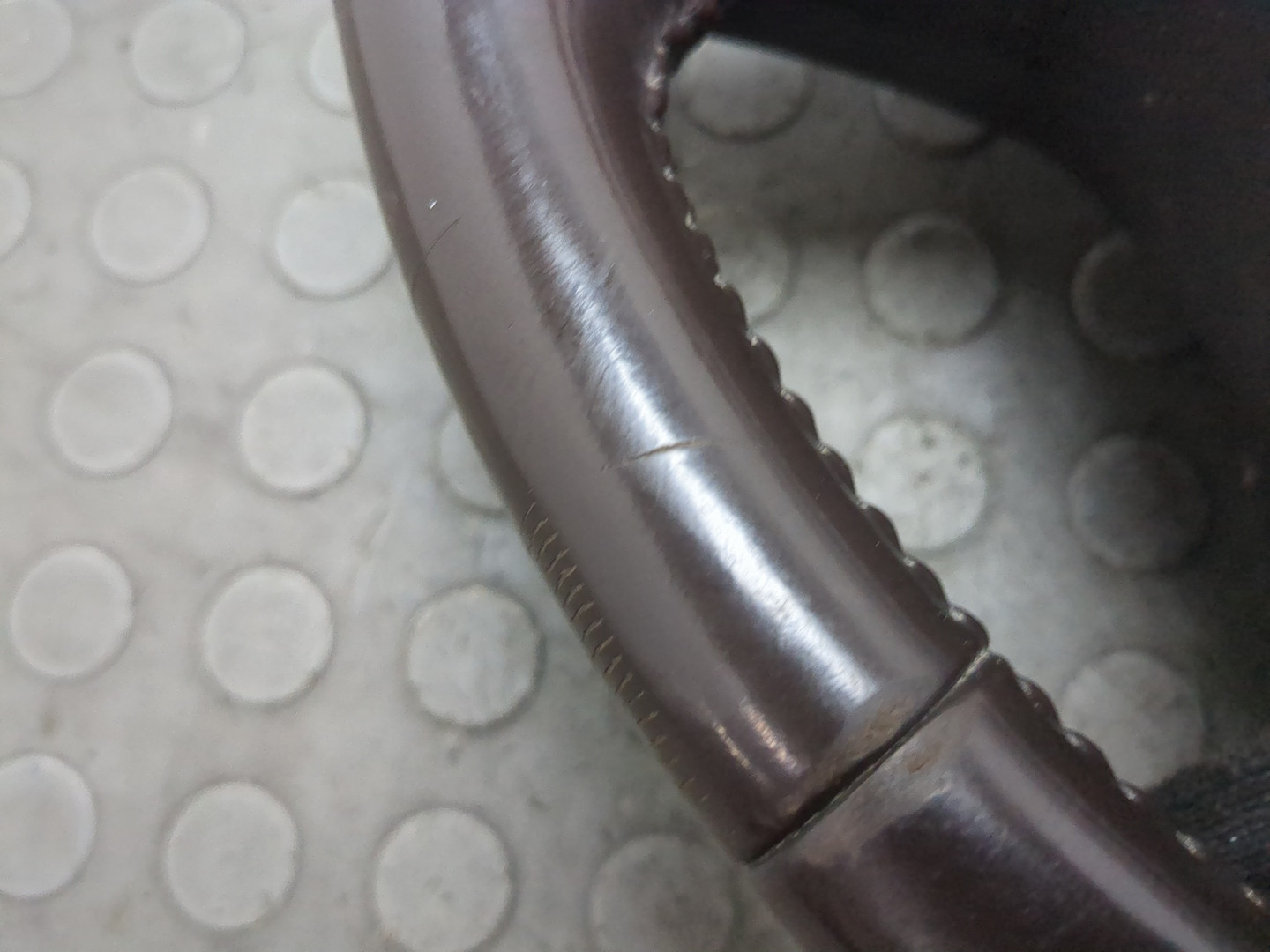 Рулевое колесо (руль)