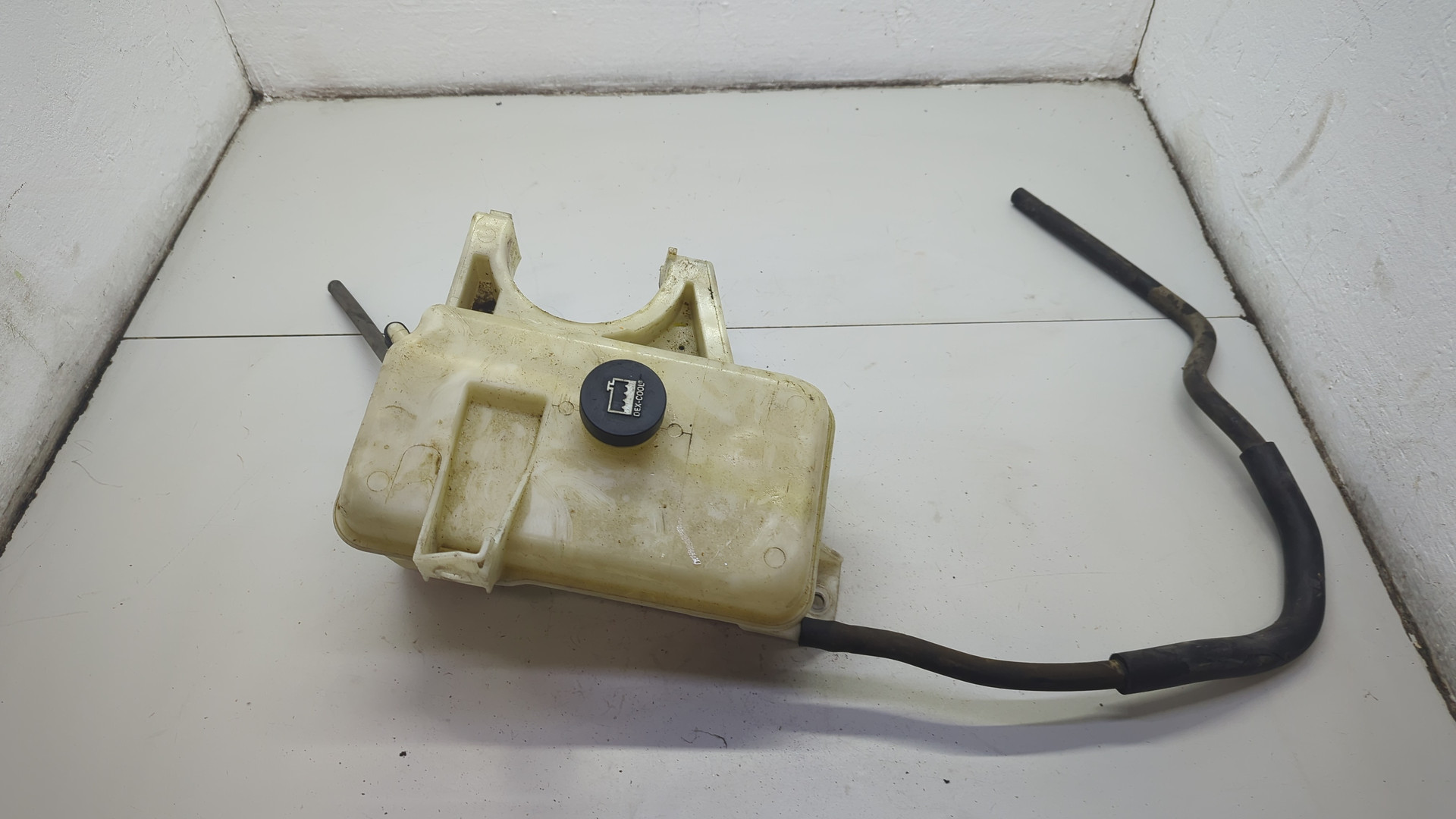 Бачок расширительный