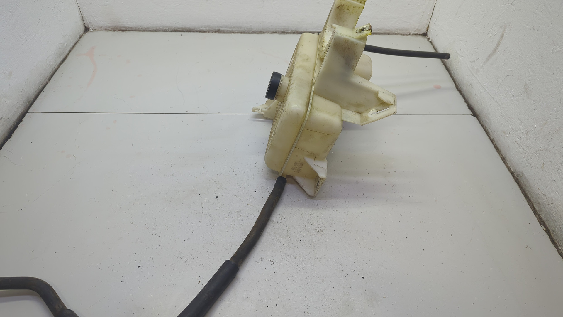 Бачок расширительный