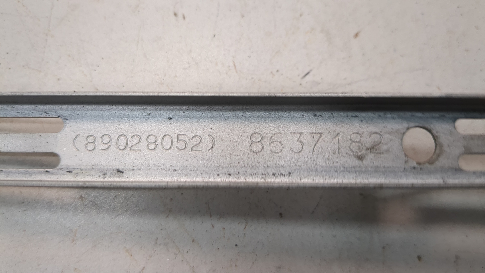 Кронштейн крепления фары