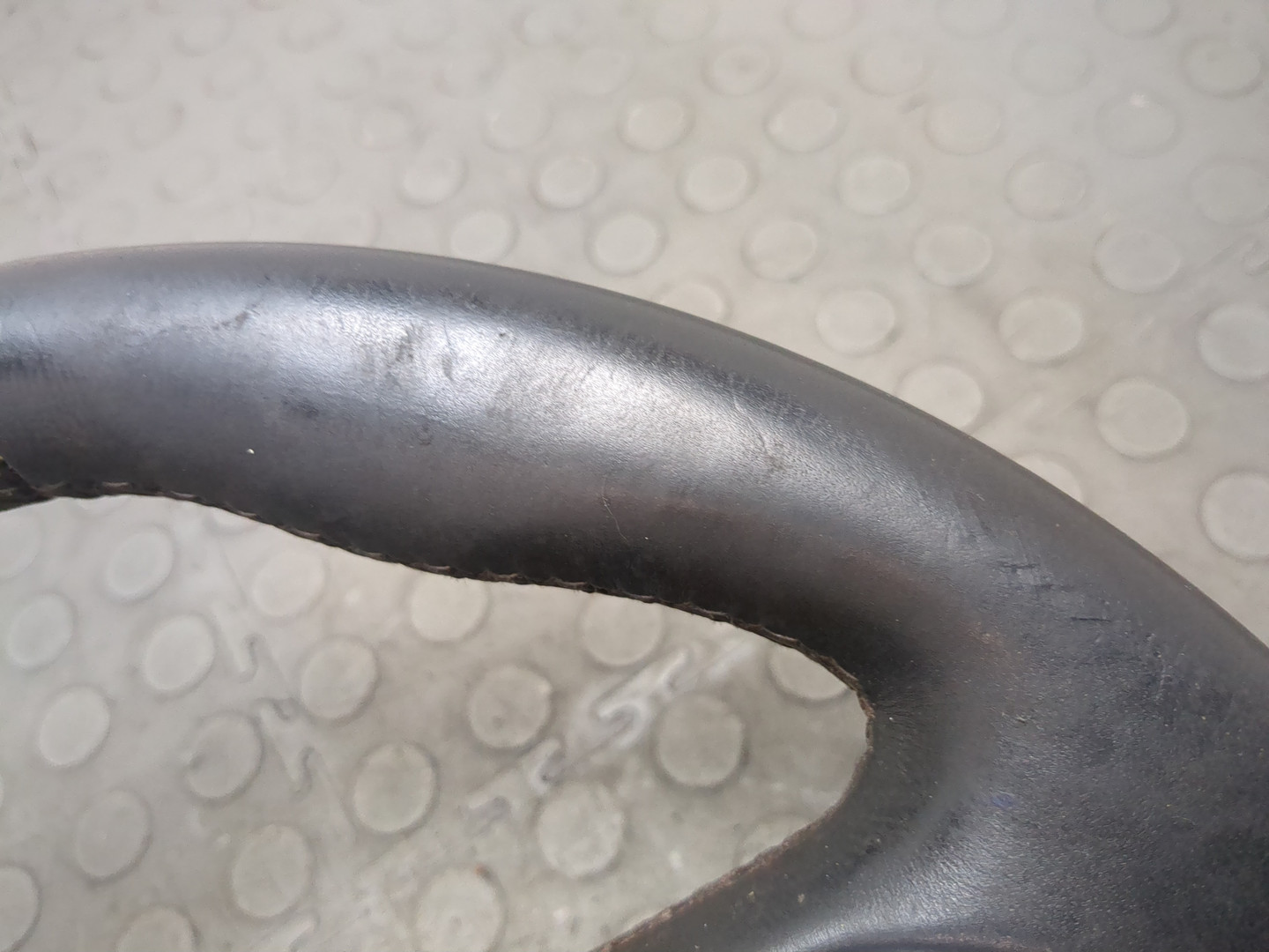 Рулевое колесо (руль)