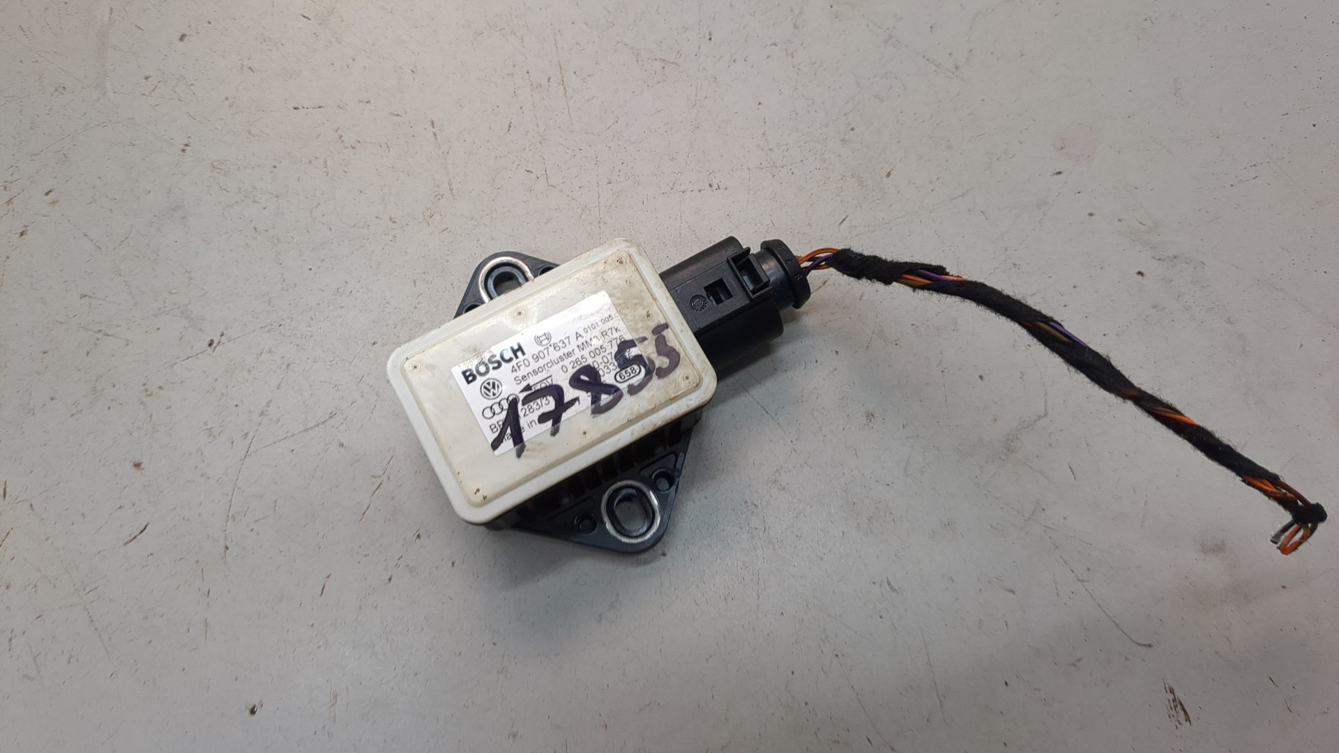 Датчик ускорения