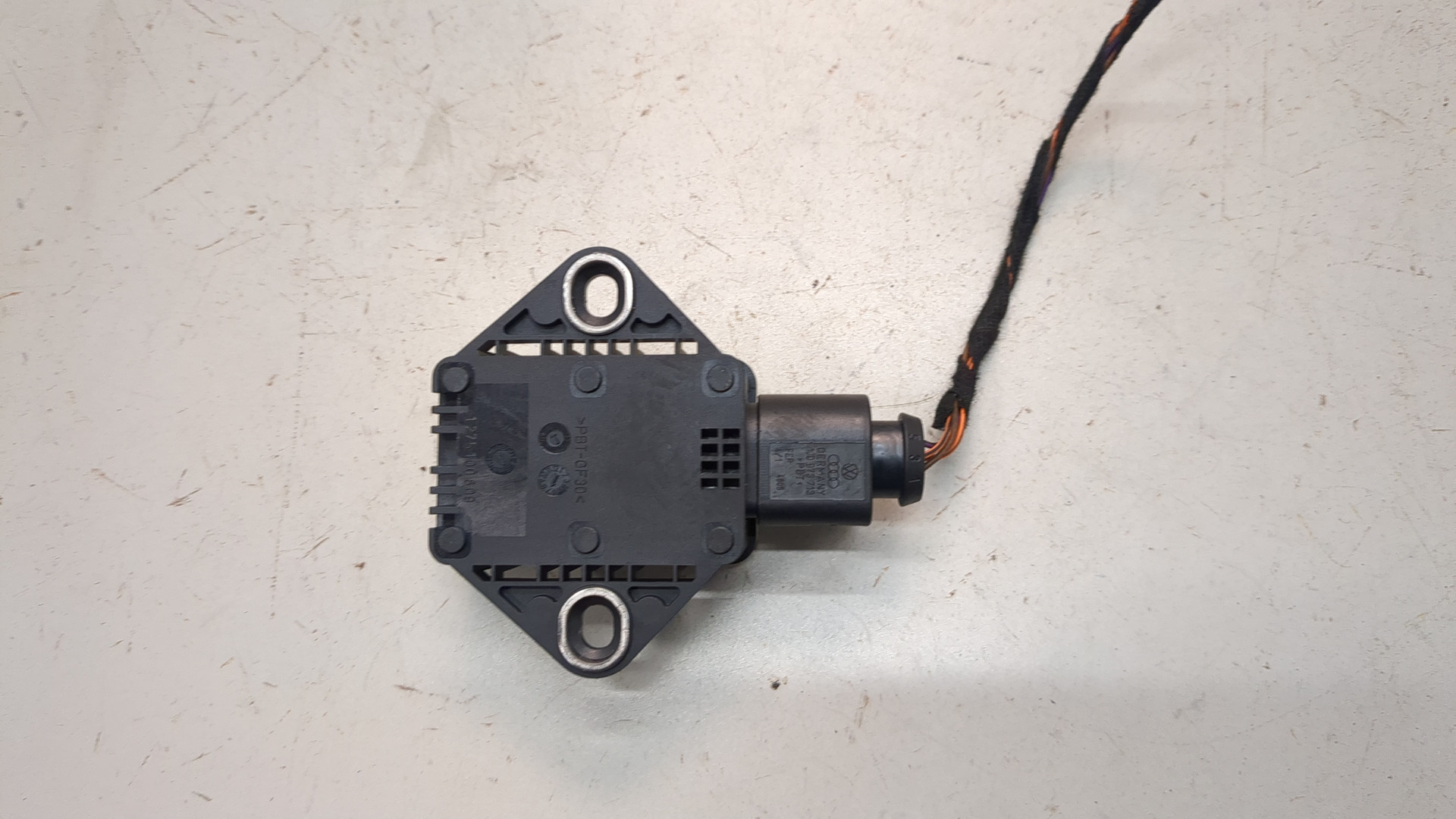 Датчик ускорения