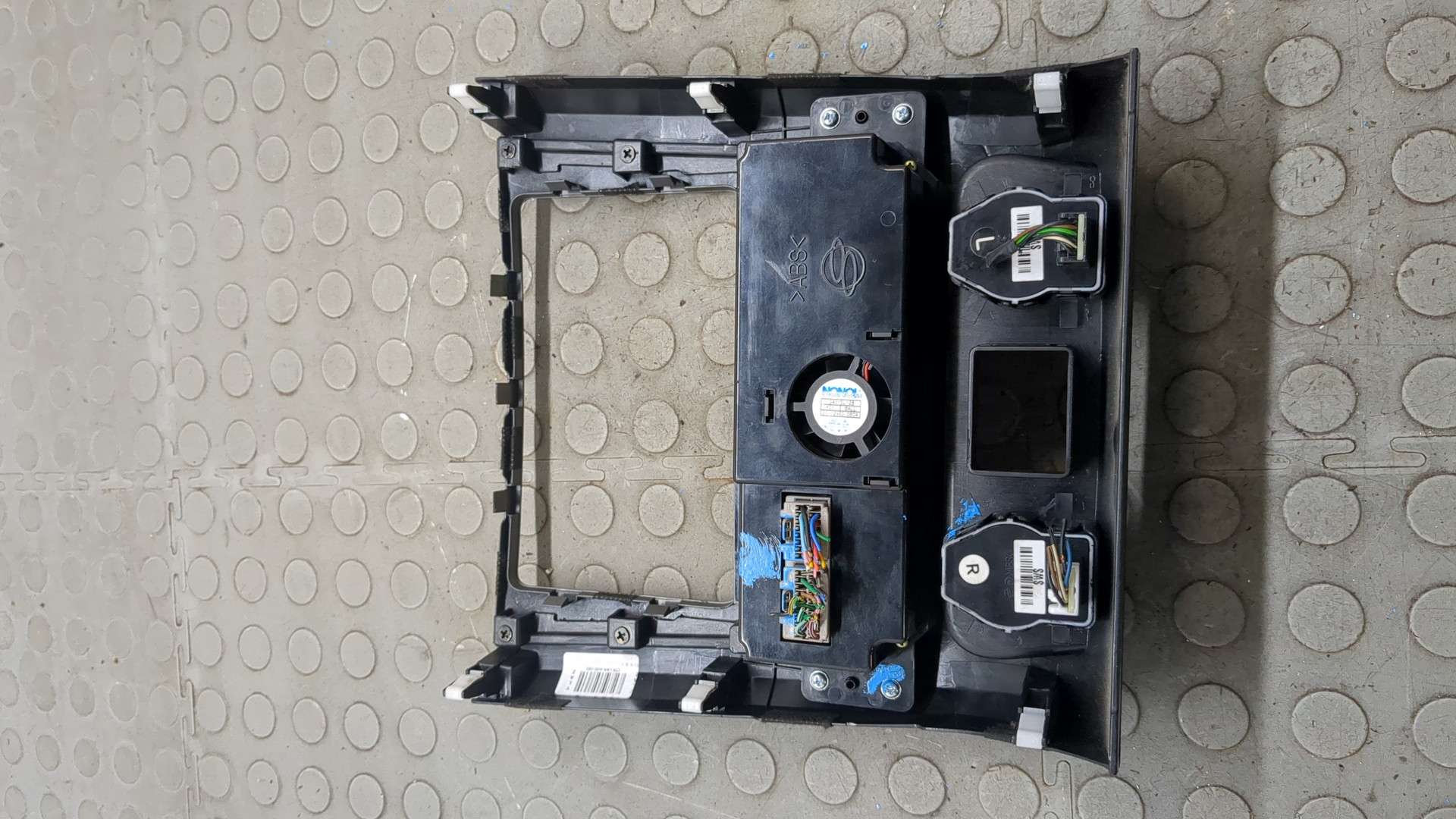 Переключатель отопителя