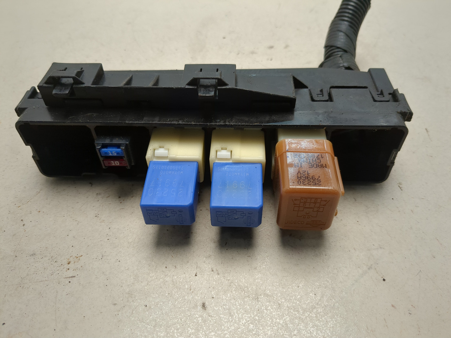 Блок предохранителей