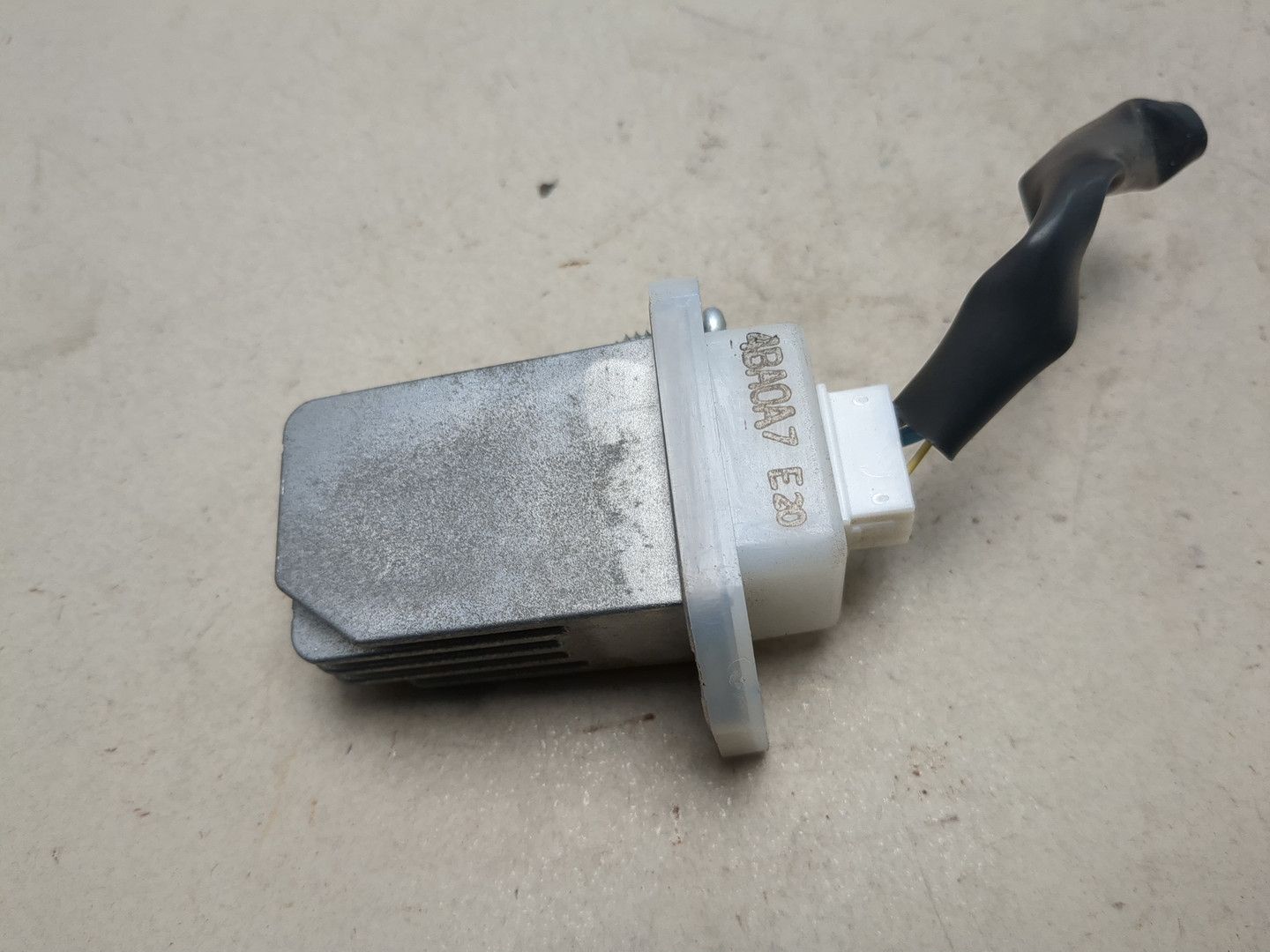 Резистор отопителя