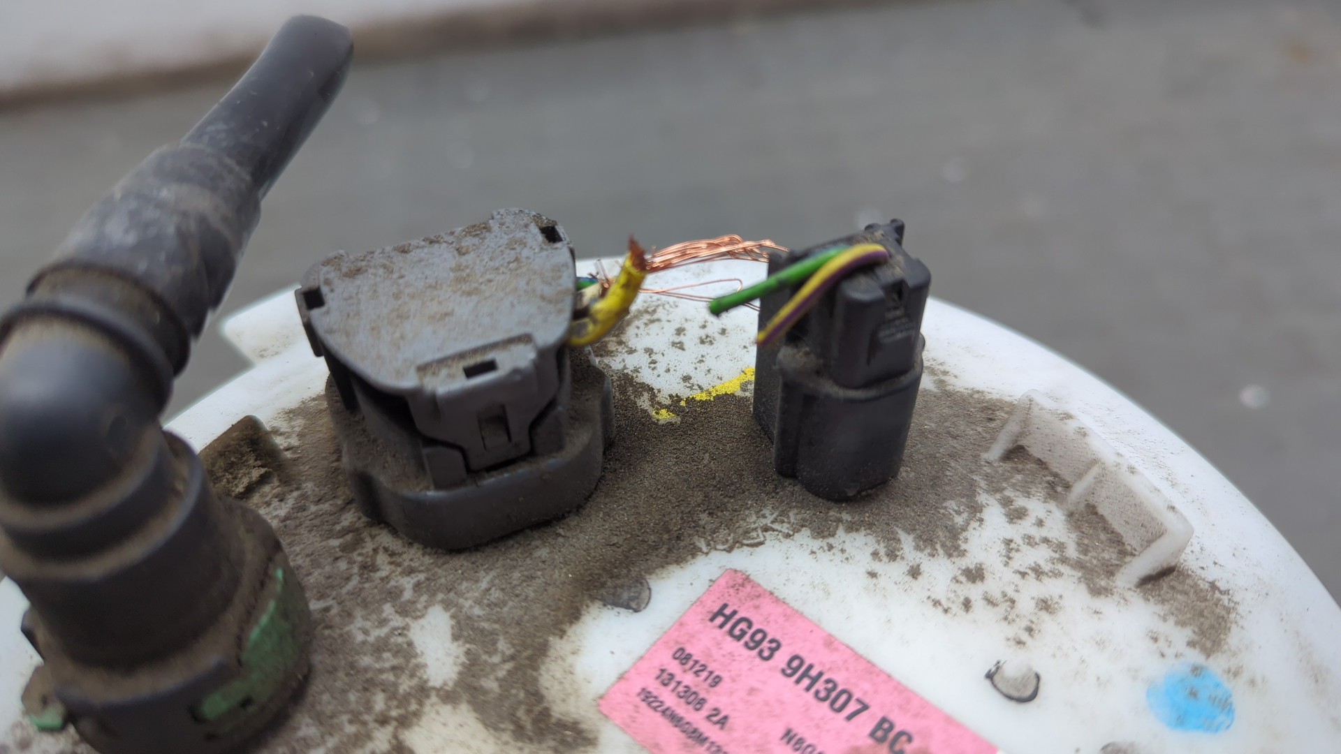 Насос топливный электрический