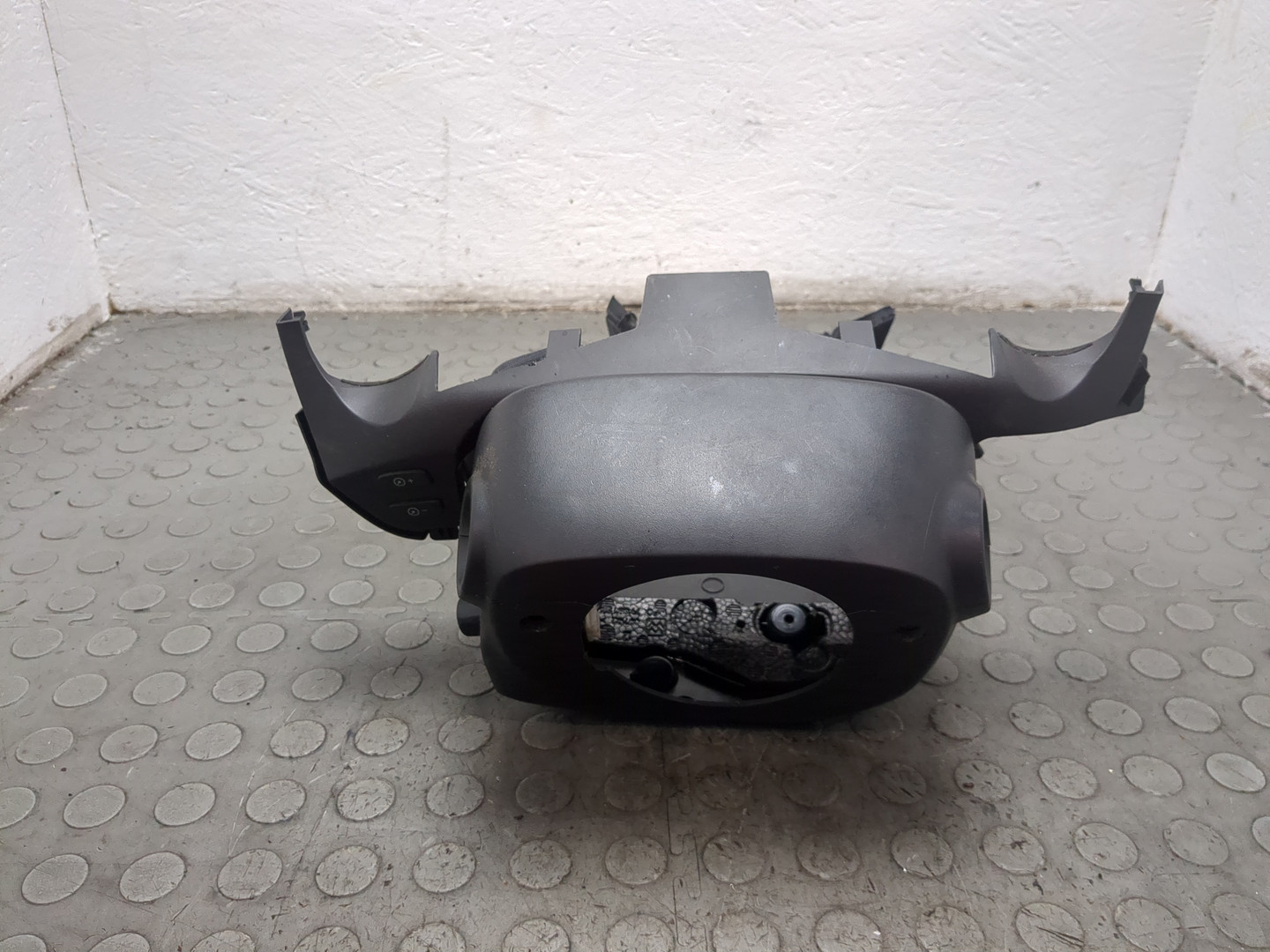 Кожух рулевой колонки