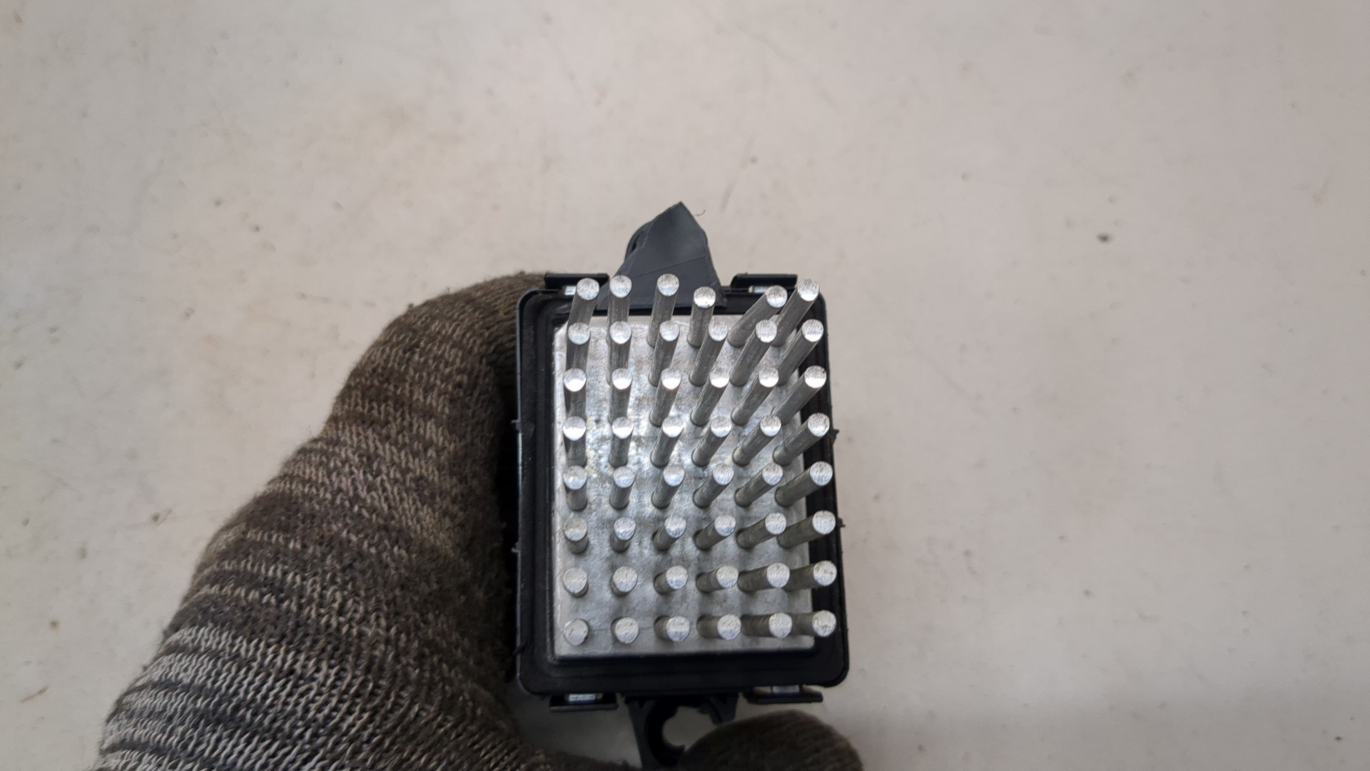 Резистор отопителя