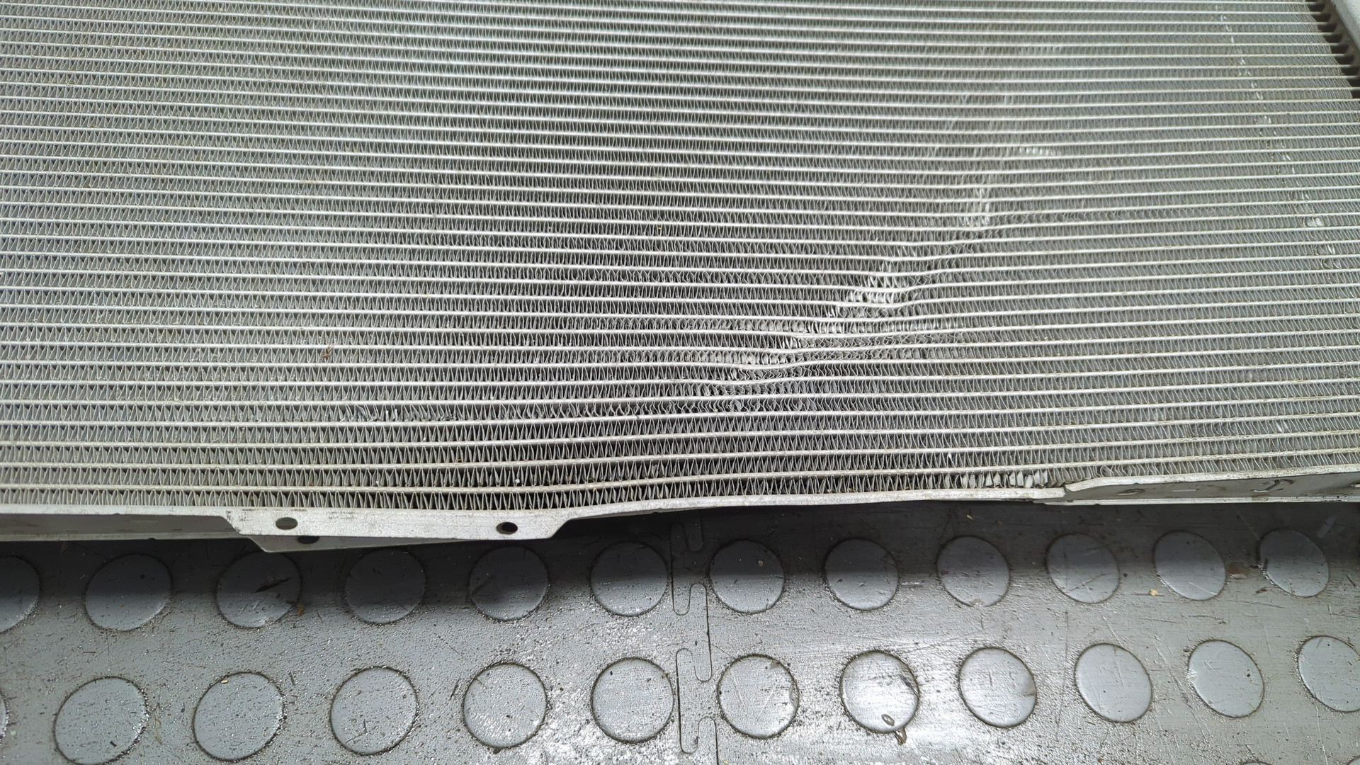 Радиатор охлаждения двигателя основной