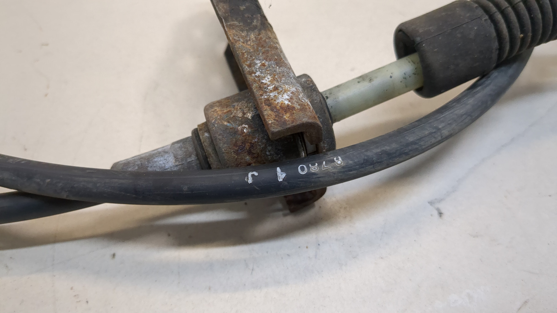 Трос КПП (выбора/переключения передач)