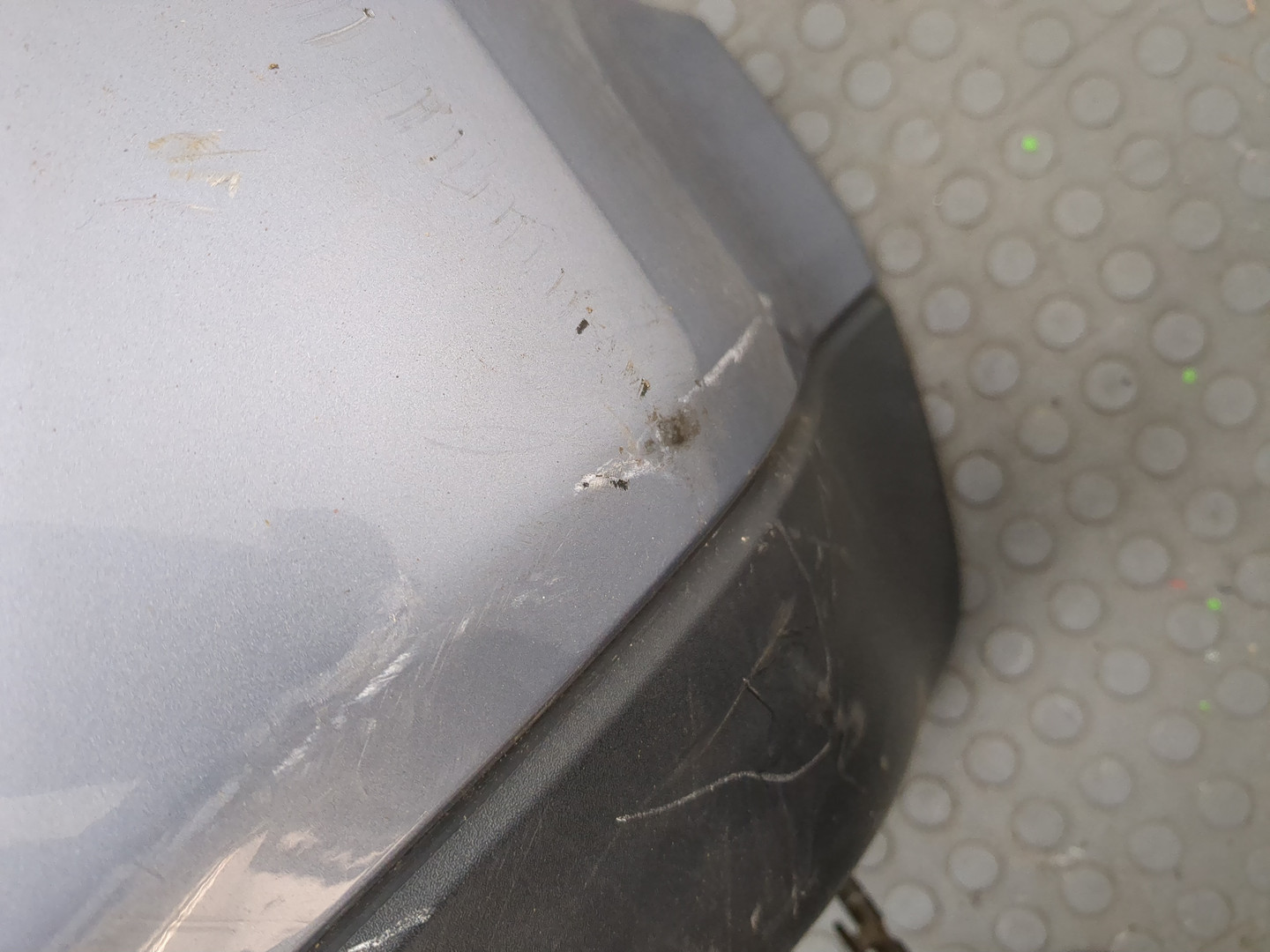 Бампер задний