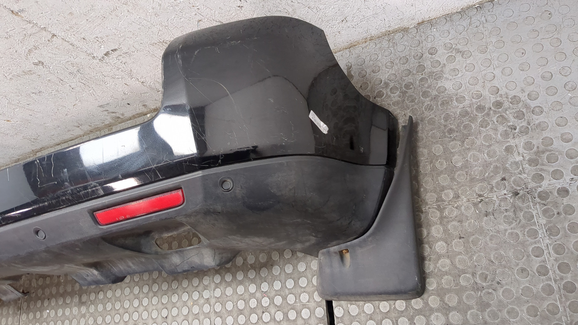 Бампер задний