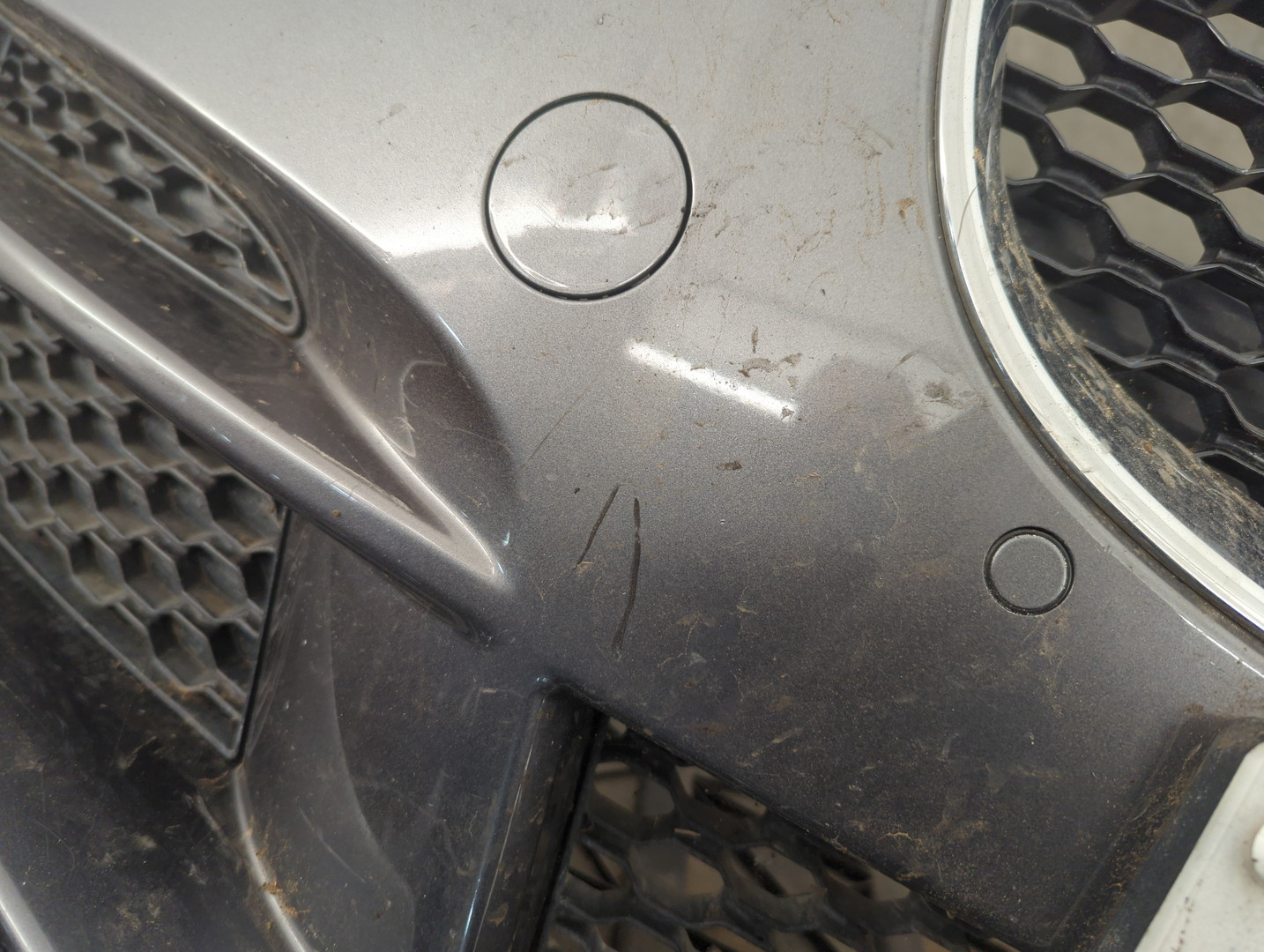 Бампер передний