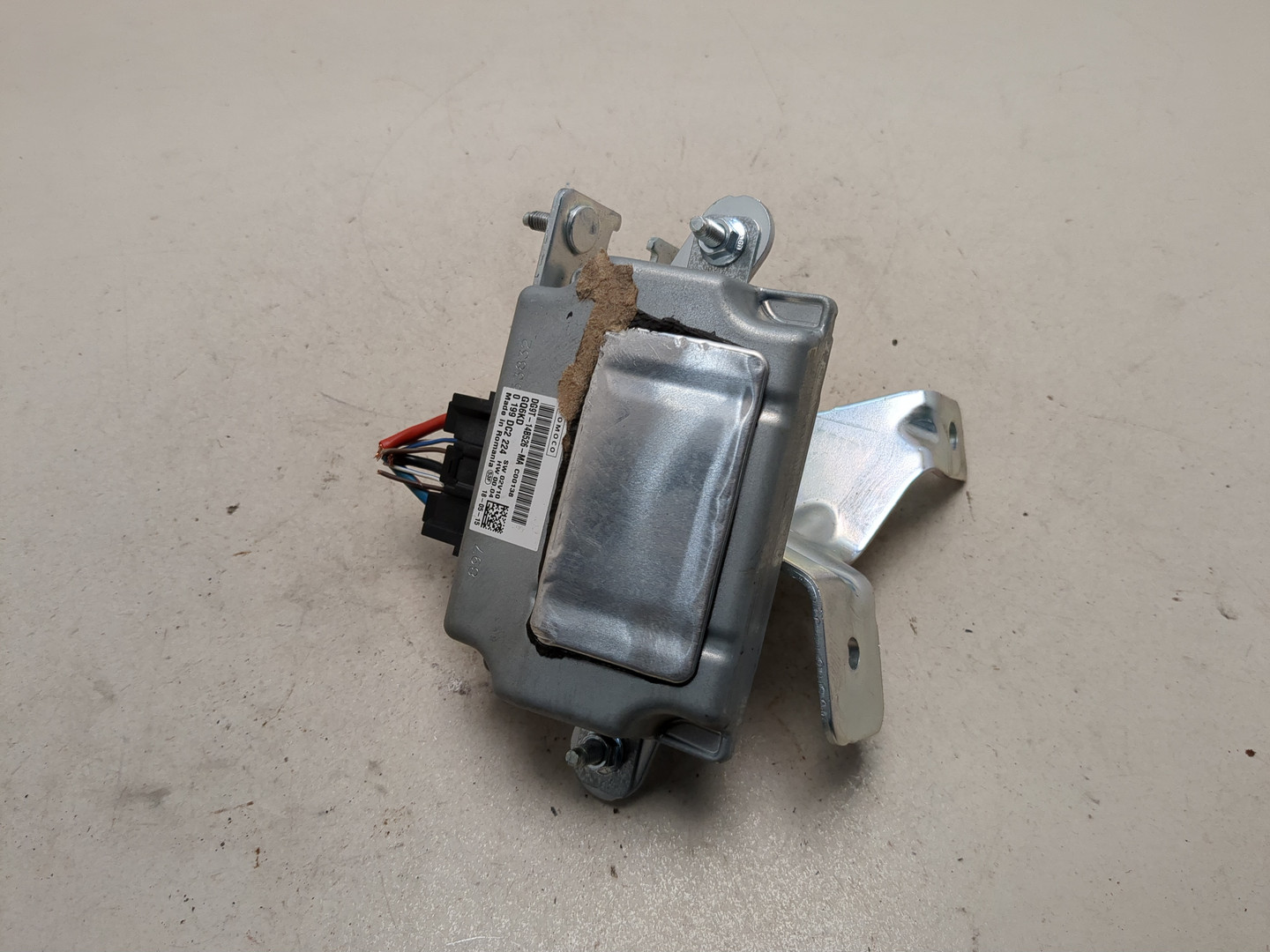 Преобразователь напряжения (адаптер)