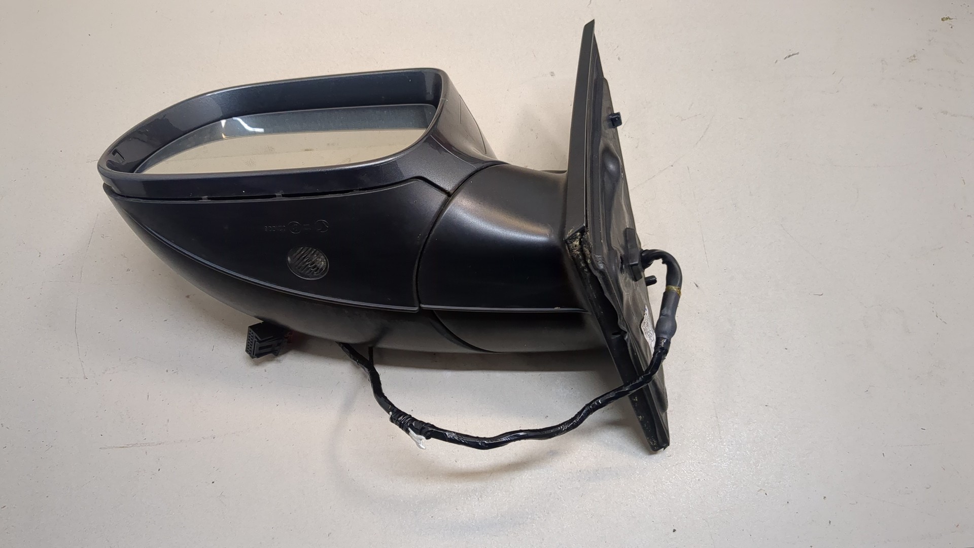 Зеркало левое электрическое